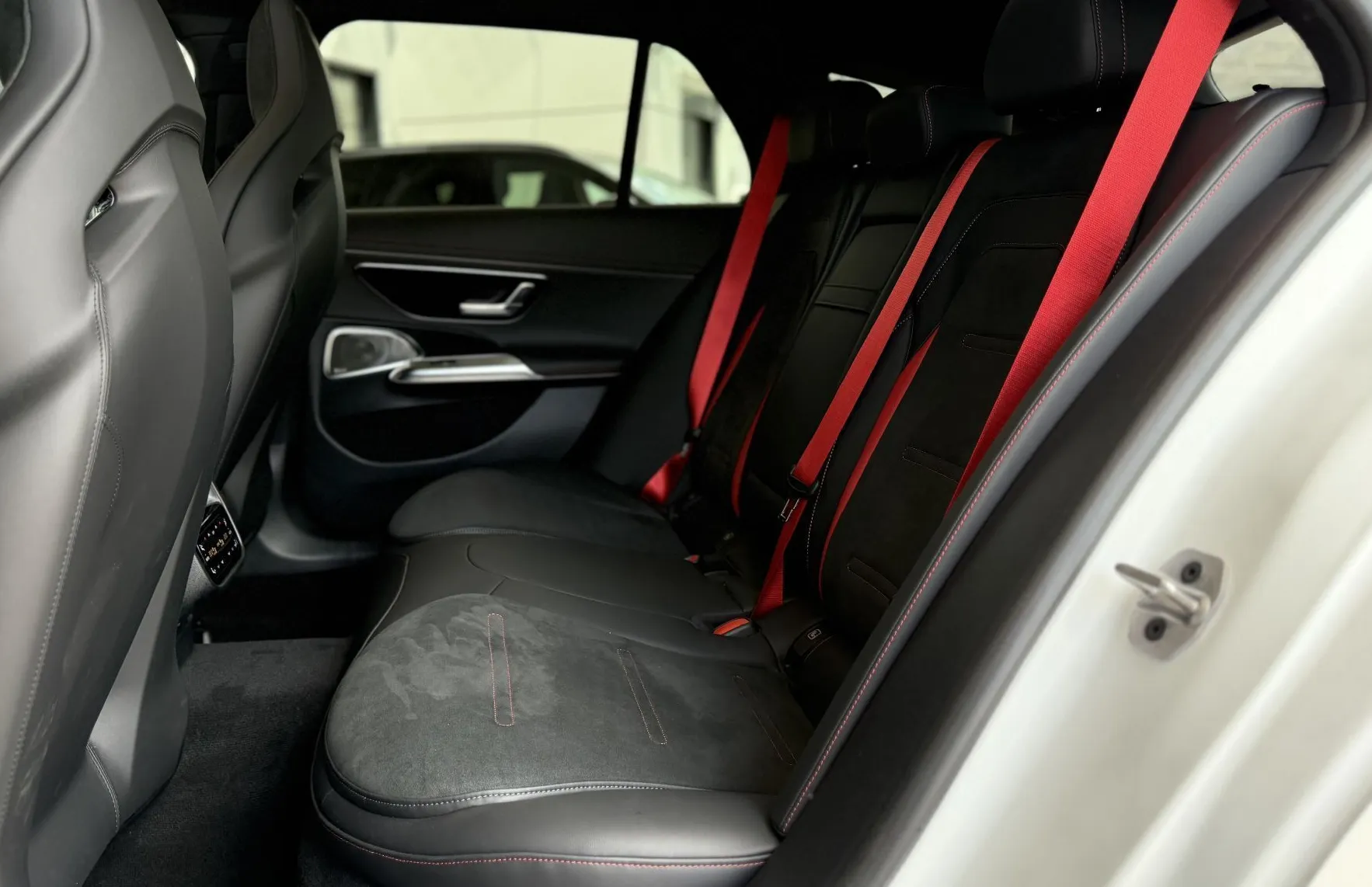 Zunanja slika - Mercedes-Benz E-Razred - Mercedes-AMG E 53 e 4MATIC+ T - 11