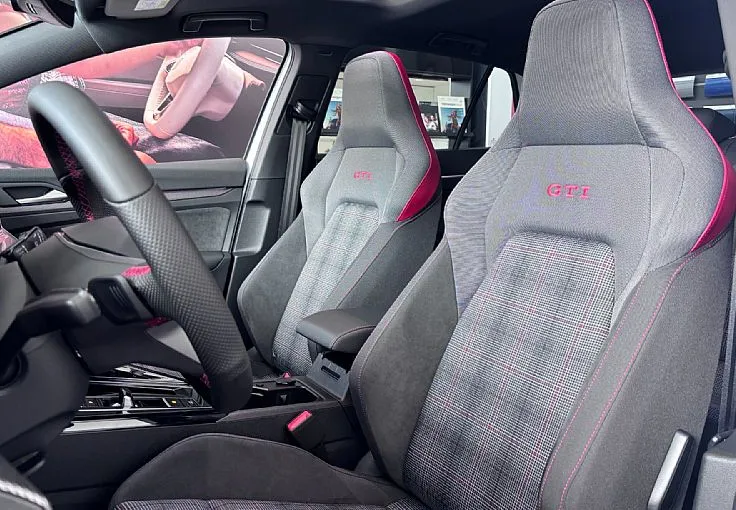 Zunanja slika - Volkswagen Golf - GTI 2.0 TSI DSG - PANO - 360 - DCC-MOŽNO NAROČILO - 9