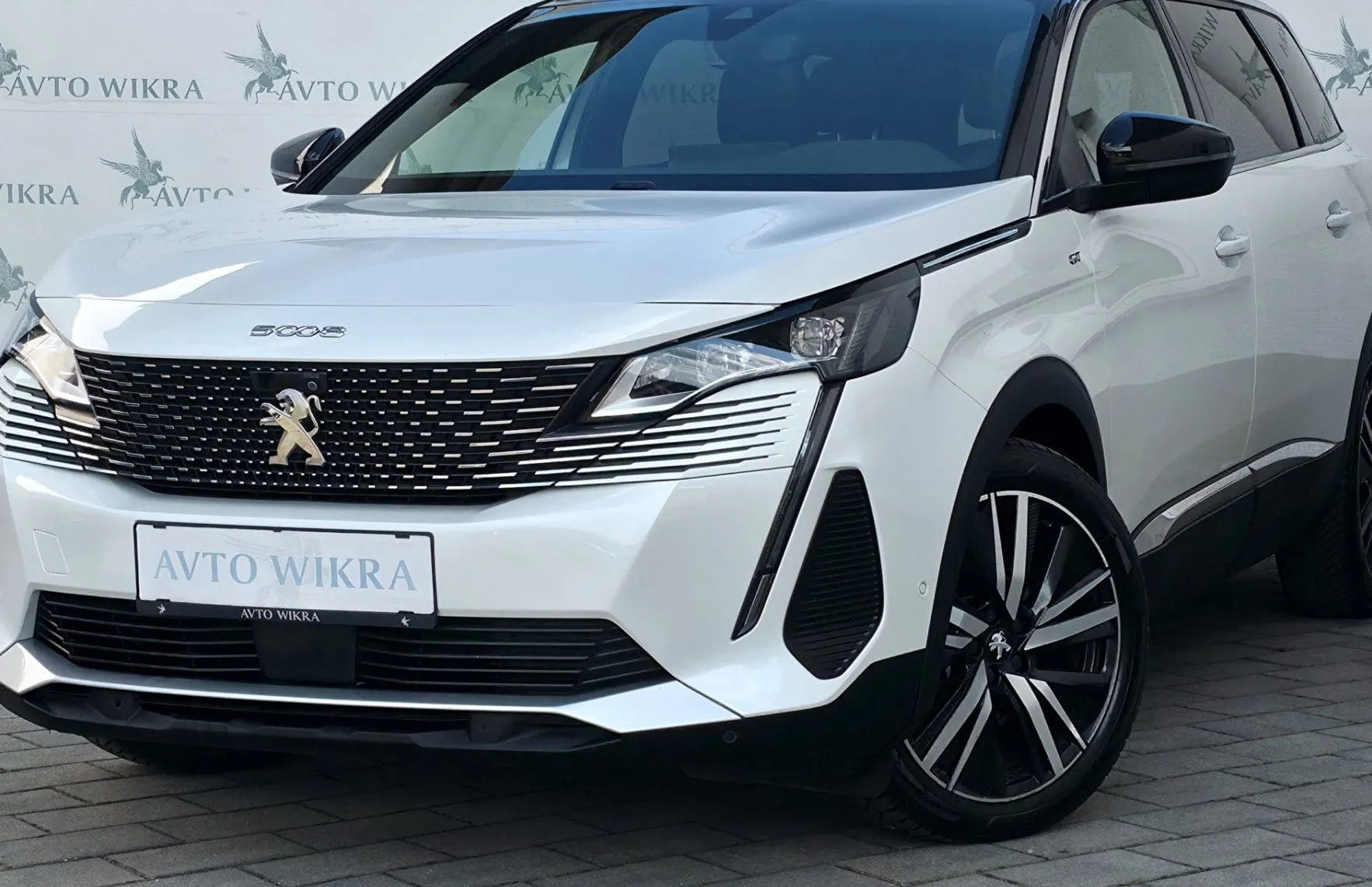 Zunanja slika - Peugeot 5008 - 2.0HDI EAT8 GT PANOR•ACC•AMBIENT•MEMORY•KEYLESS•19 - 2