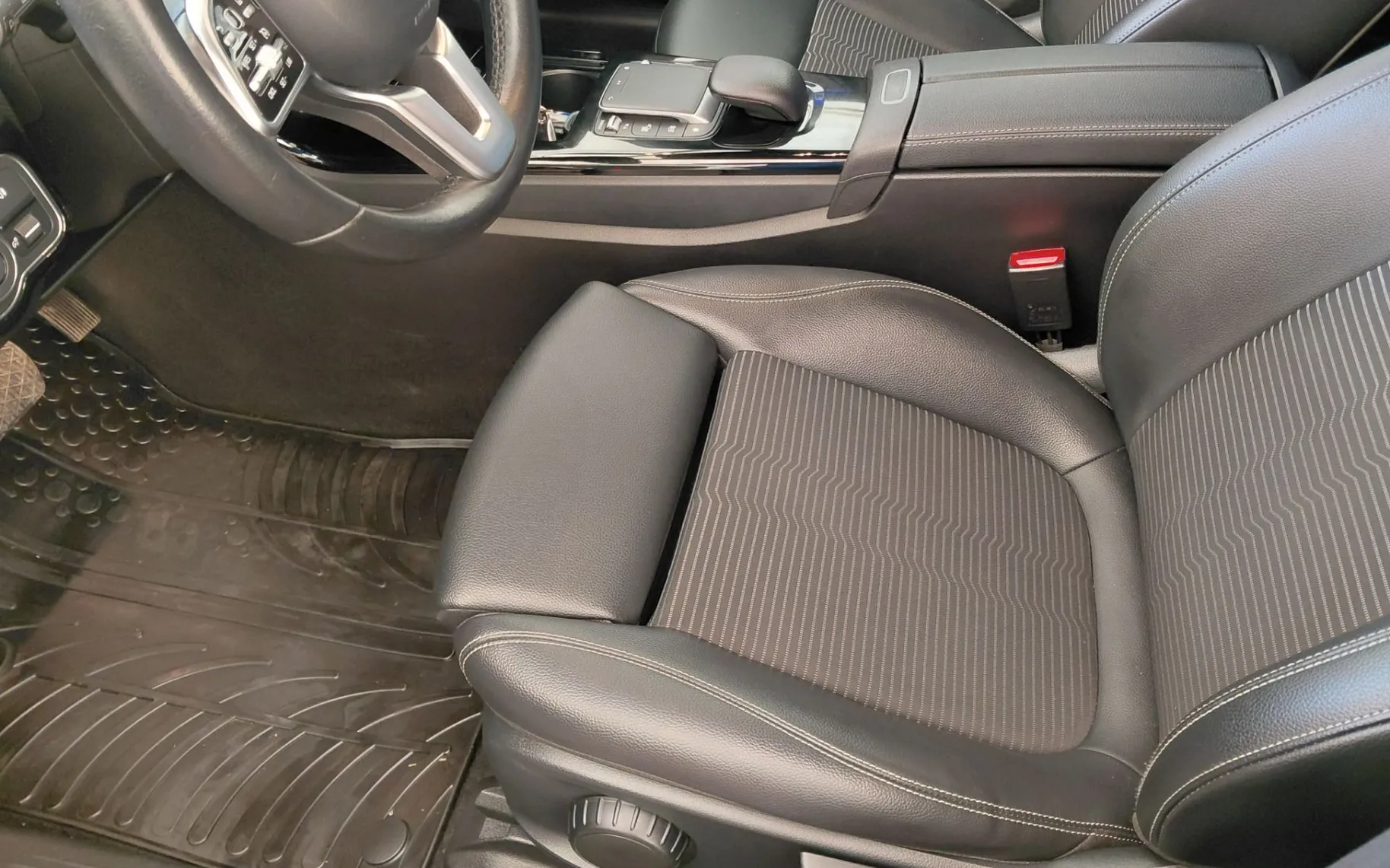 Zunanja slika - Mercedes-Benz CLA-Razred - CLA 180-SLOV.VOZILO-ODLIČNO OHRANJEN-GARANCIJA - 5