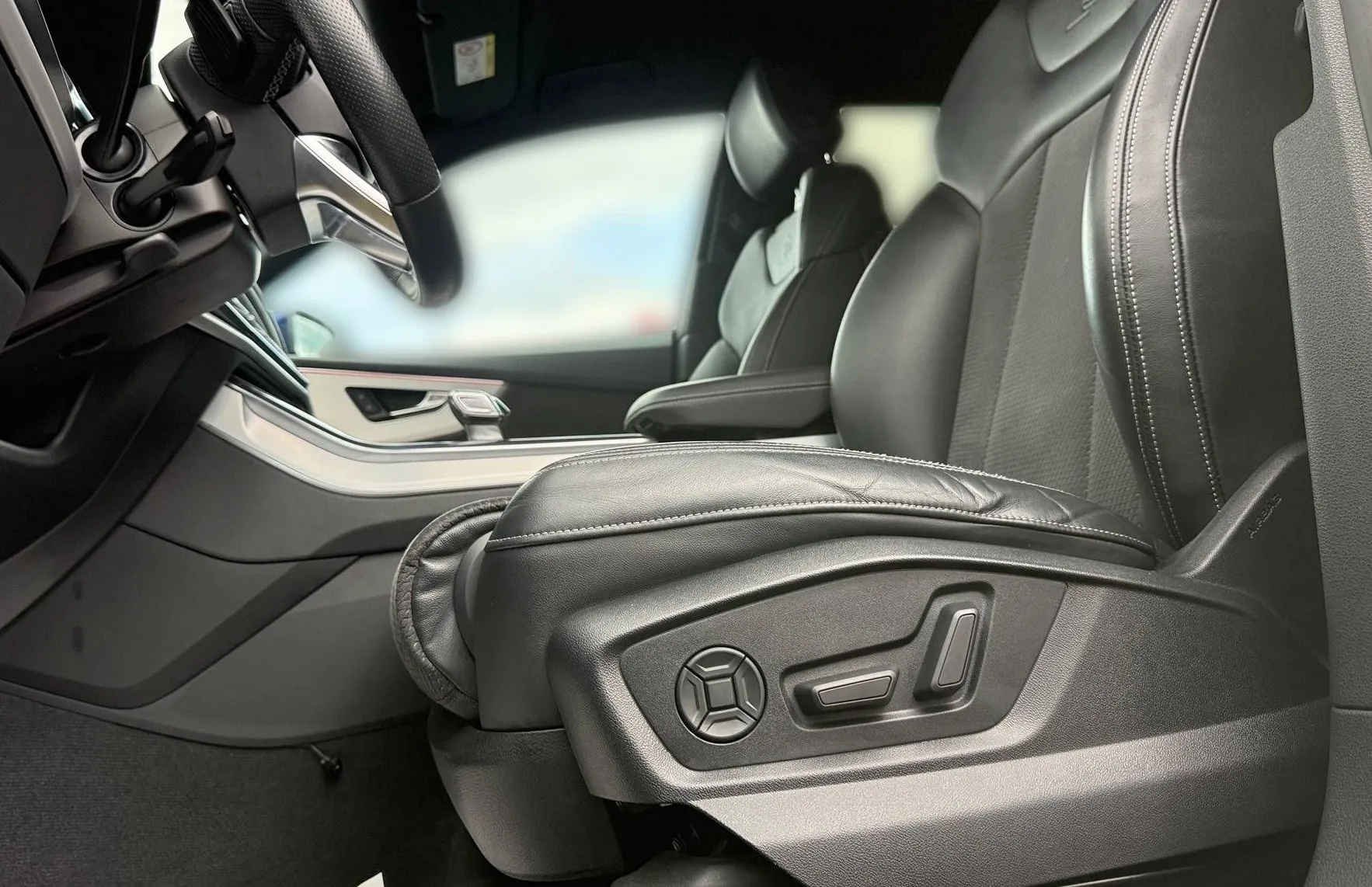Zunanja slika - Audi Q8 - 50 TDI Q 3×S LINE HD MATRIX VIRTUAL RADAR KAMERA - 15