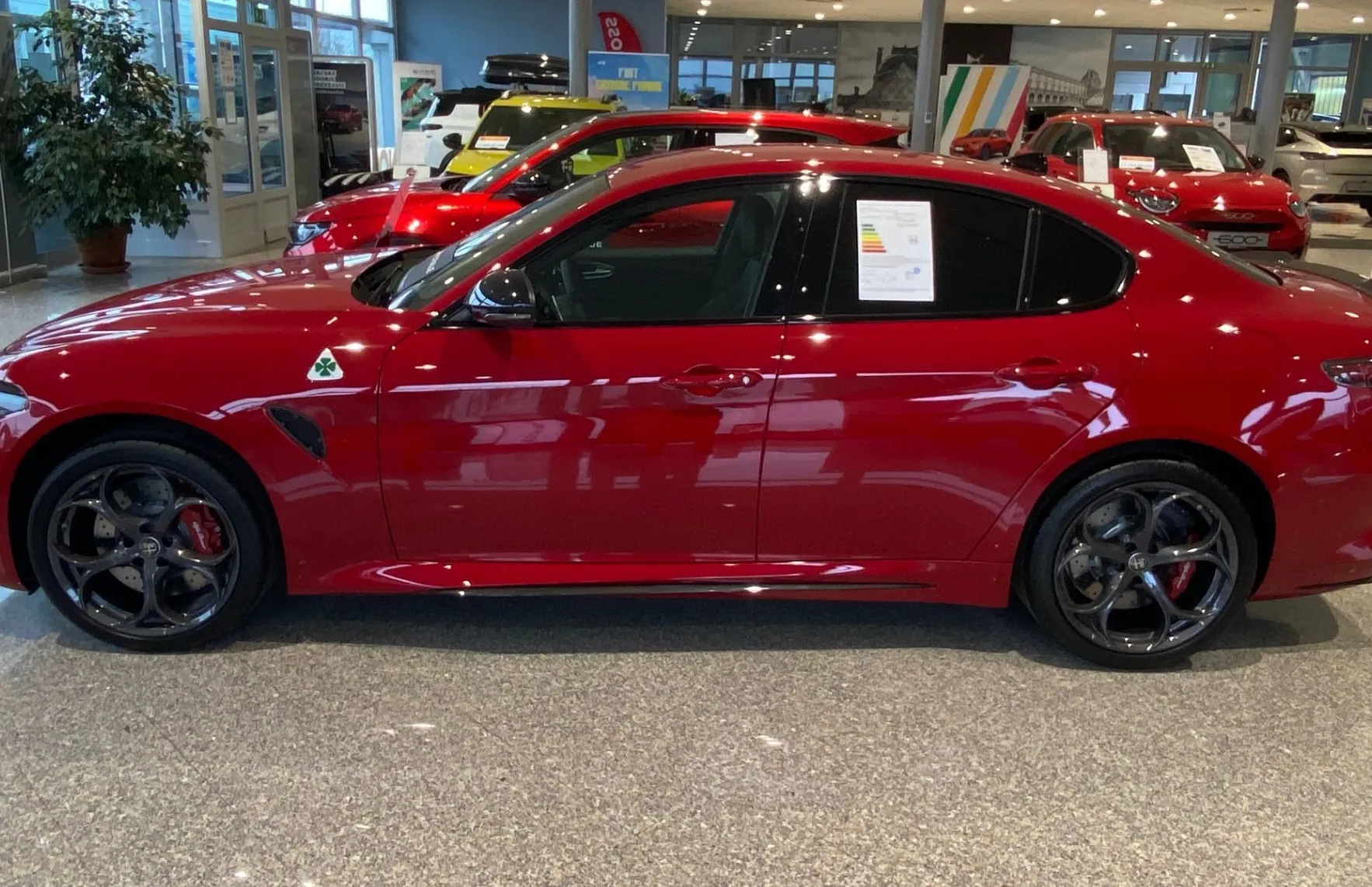 Zunanja slika - Alfa Romeo Giulia - 2.9 Turbo 520hp AT8 Quadrifoglio - 3