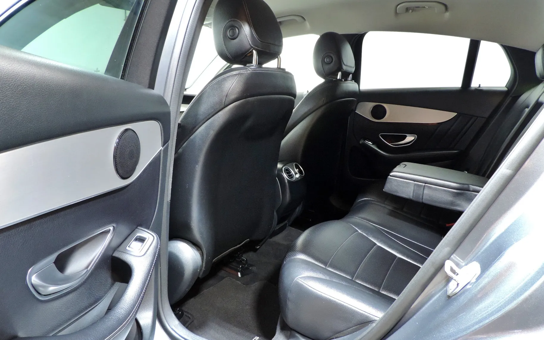 Zunanja slika - Mercedes-Benz GLC Coupe - GLC 250 d 4MATIC AMG LINE ZRAČNO-360  KAMERE... - 10