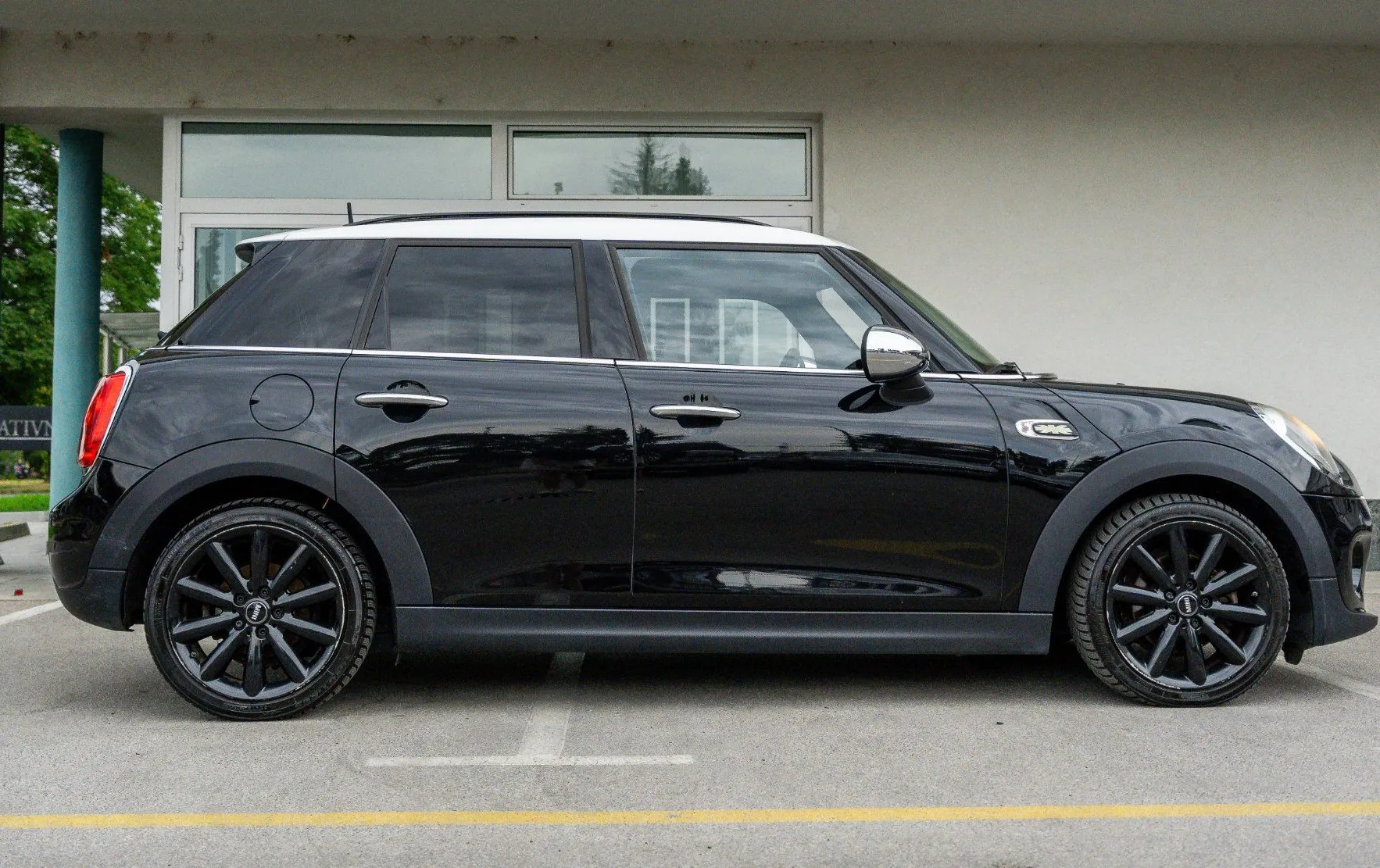Zunanja slika - MINI Cooper - D panorama NAVI tempomat gretje sedežev - 4