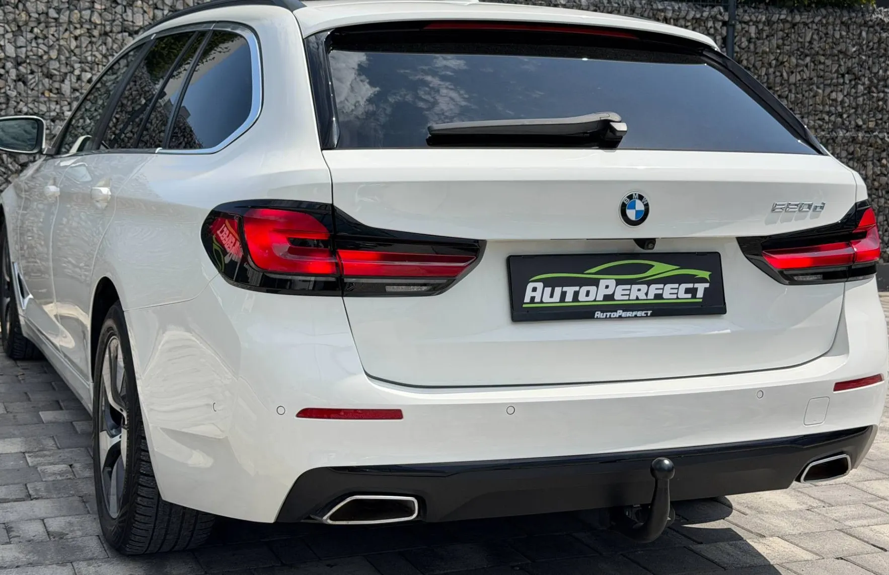 Zunanja slika - BMW Serija 5 - Touring: 520d Touring Avt. | KLJUKA | KAM | VIRTUAL | AM - 4