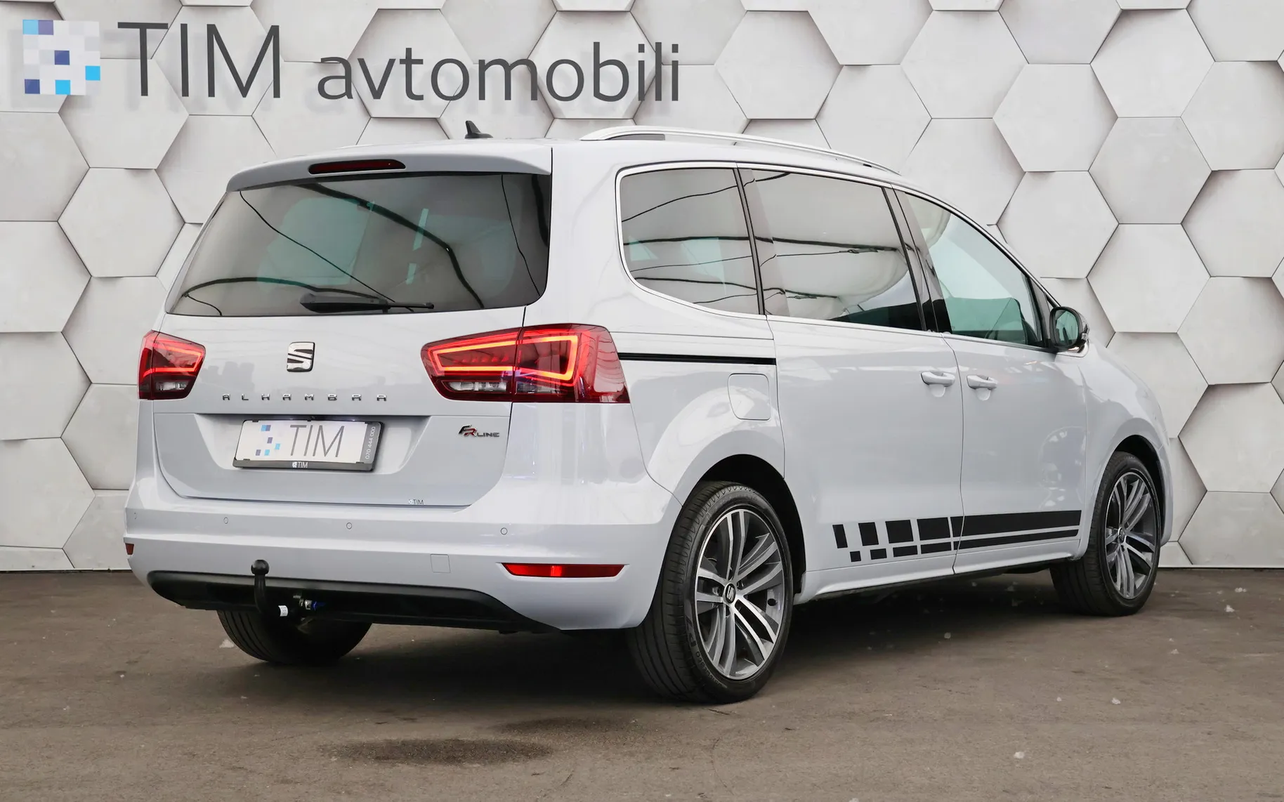 Zunanja slika - Seat Alhambra - 2.0 TDI FR-Line 150KM - 20