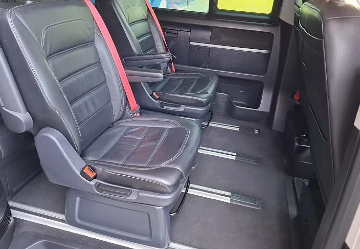 Zunanja slika - Volkswagen Multivan - 2.0 TDI 4MOTION FULLED.VIRTUAL.NAVIPRO.ACC.CAM.PDC - 10