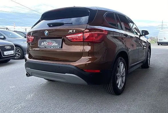 Zunanja slika - BMW X1 - serija :  xDrive18d Advantage LED SPORT NAVI PDC - 5