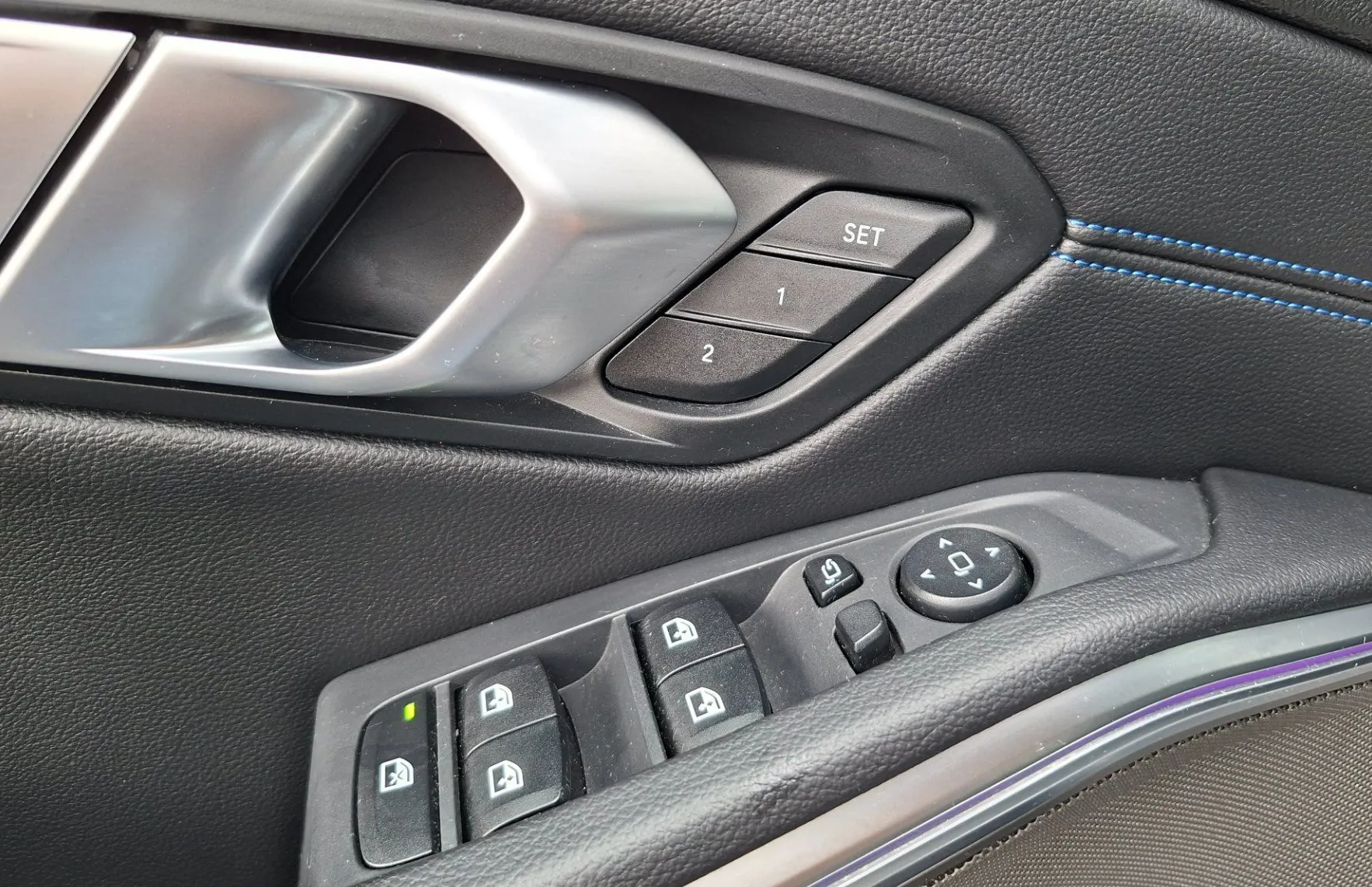 Zunanja slika - BMW Serija 3 - Touring: 330e xDrive Touring M Sport Avt. - 20