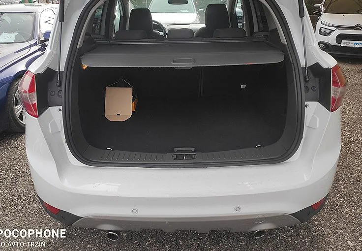 Zunanja slika - Ford Kuga - 2.0 TDCI 103kW DPF 4x4-SLO-ALU-PDC-VELIKI SERVIS - 10