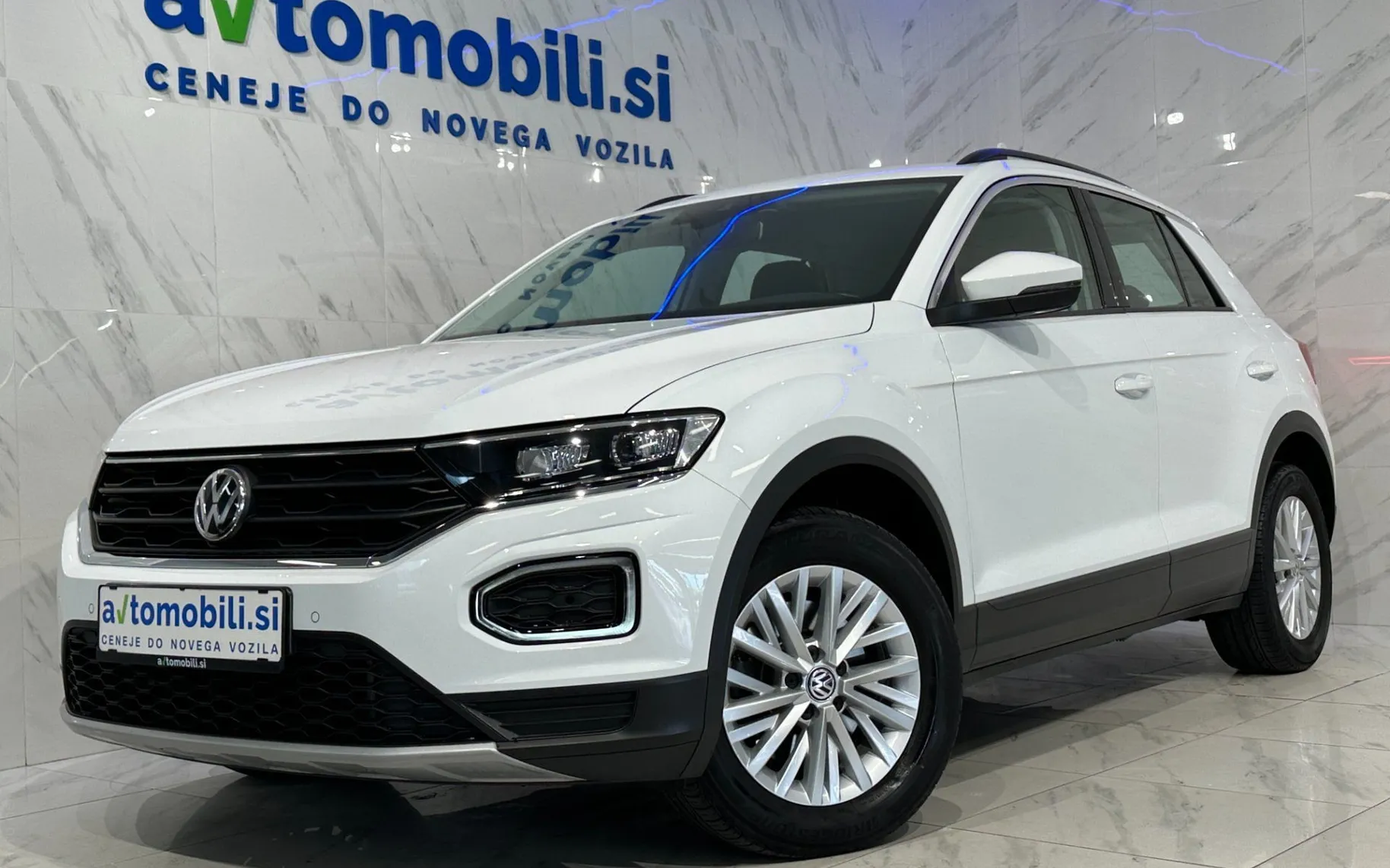 Zunanja slika - Volkswagen T-Roc - 2.0 TDI | 4Motion | ACC | PDC | SLO | - 1
