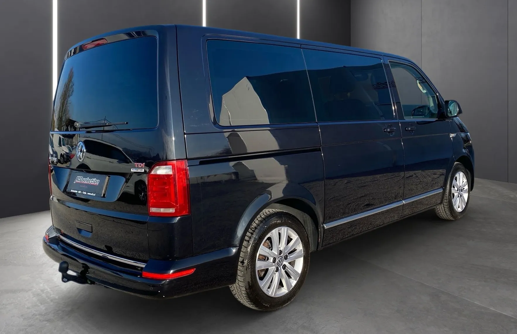 Zunanja slika - VW Multivan - 2.0 TDI DSG Highline-Webasto-LED-Memory-Kljuka... - 3