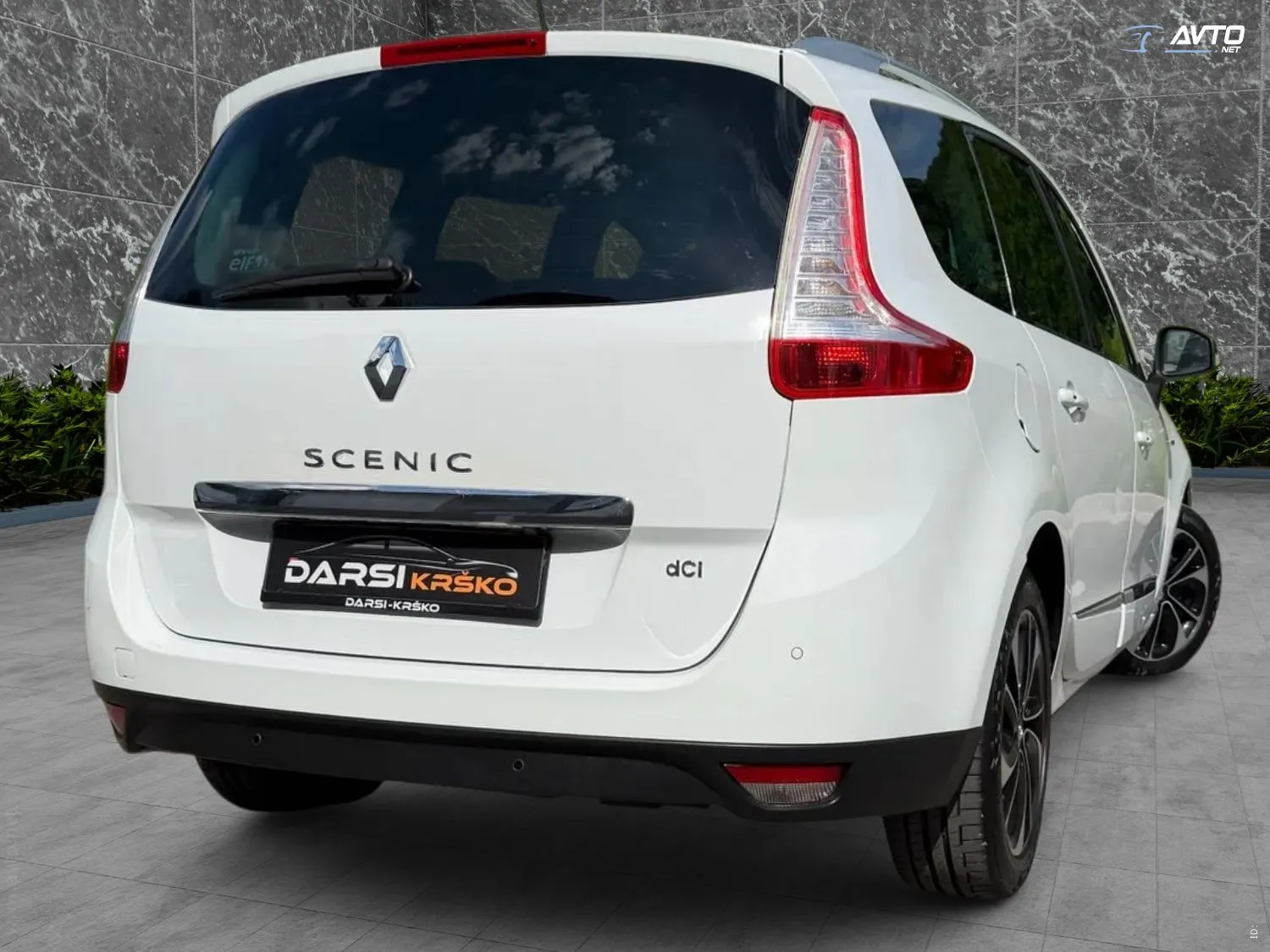 Zunanja slika - Renault Grand Scenic - Scénic 1.5dCi 110PS BOSE 7SEDEŽEV LED NAVI KAMERA ALU17 - 2