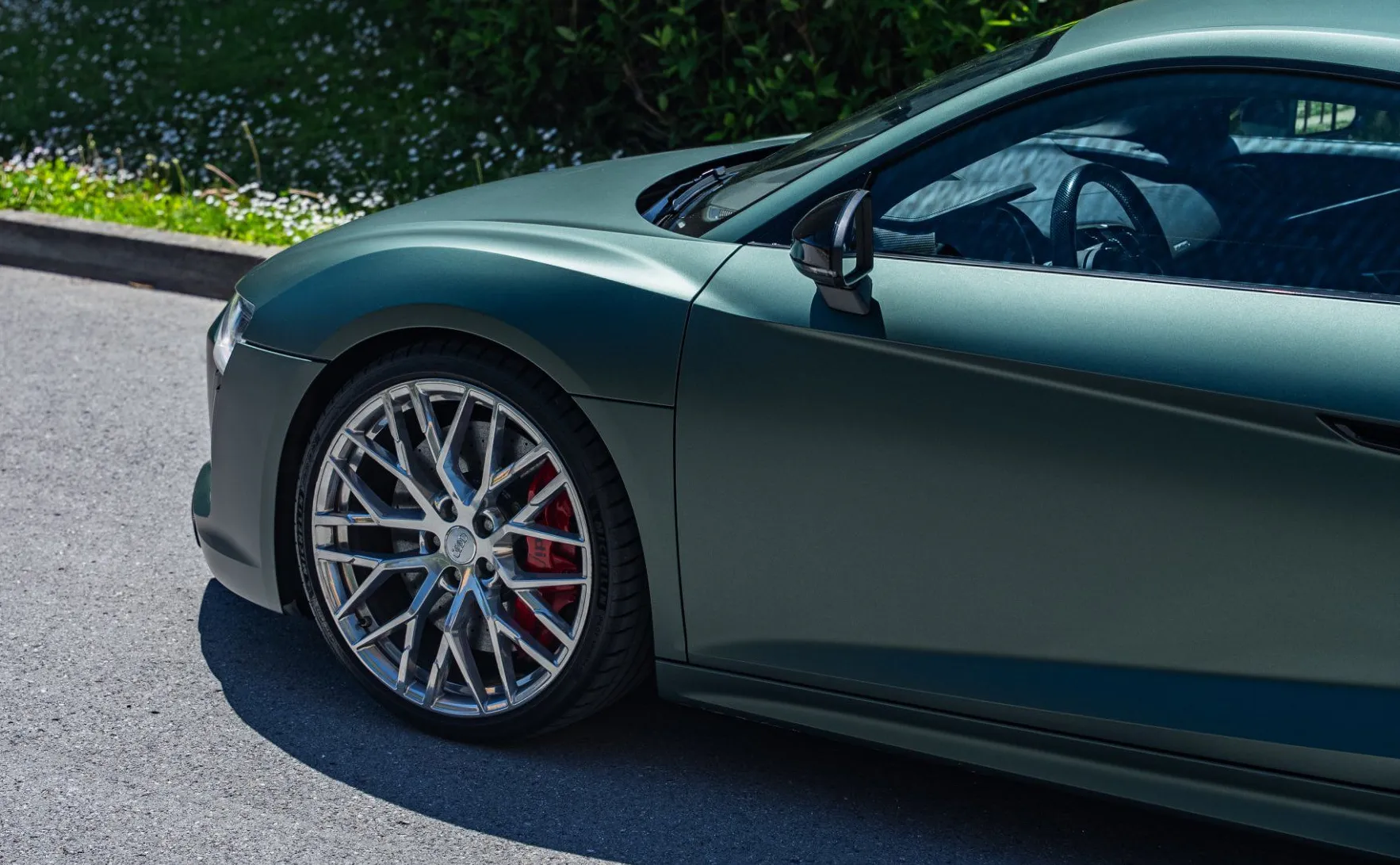 Zunanja slika - Audi R8 - V10+ - Keramika - Bang Olufsen - Karbon - Laser - 11
