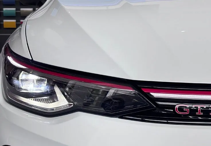 Zunanja slika - Volkswagen Golf - GTI 2.0 TSI DSG - PANO - 360 - DCC-MOŽNO NAROČILO - 2