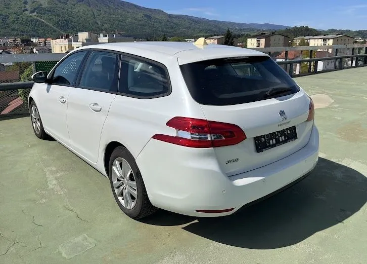 Zunanja slika - Peugeot 308 - SW 1.2 PureTech 130 S S Active. NAVI. 2X PDC. - 7
