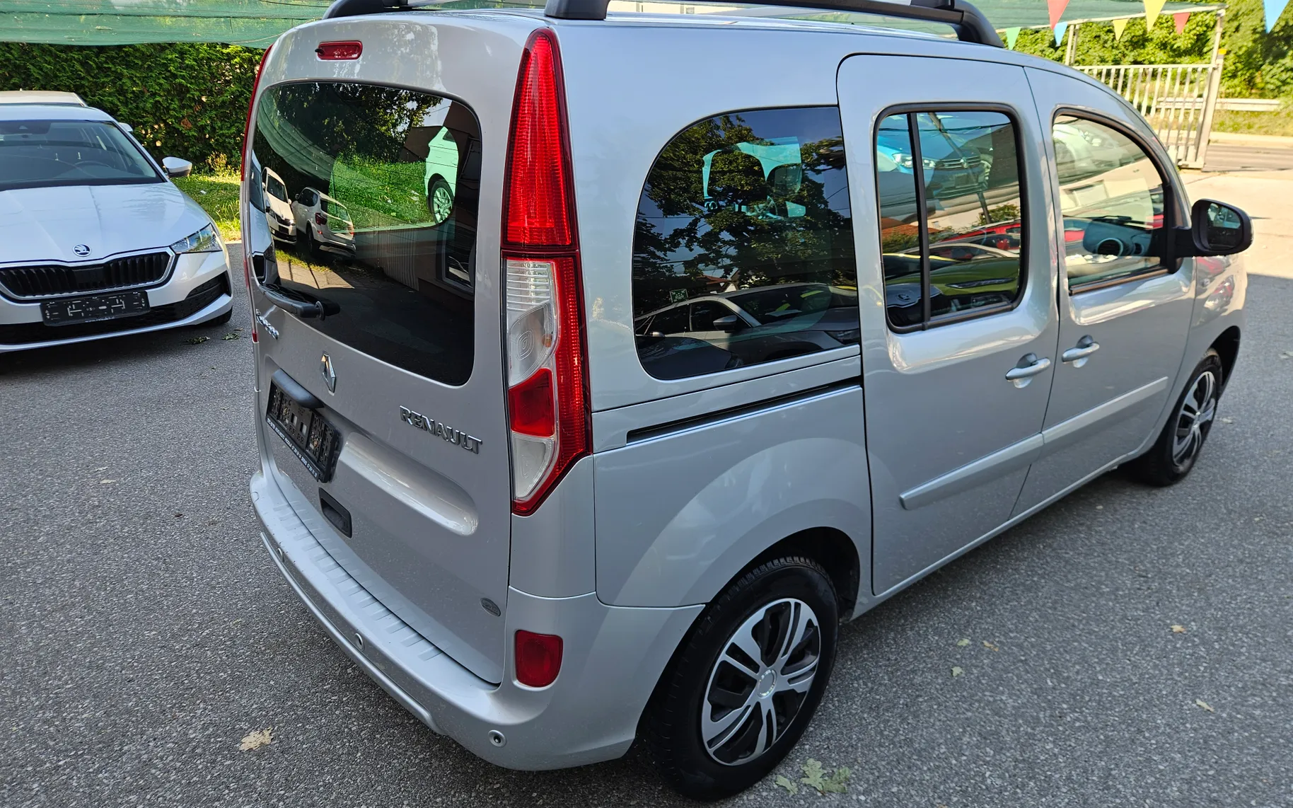 Zunanja slika - Renault Kangoo - 1,5 dCi 90 Luxe - 4
