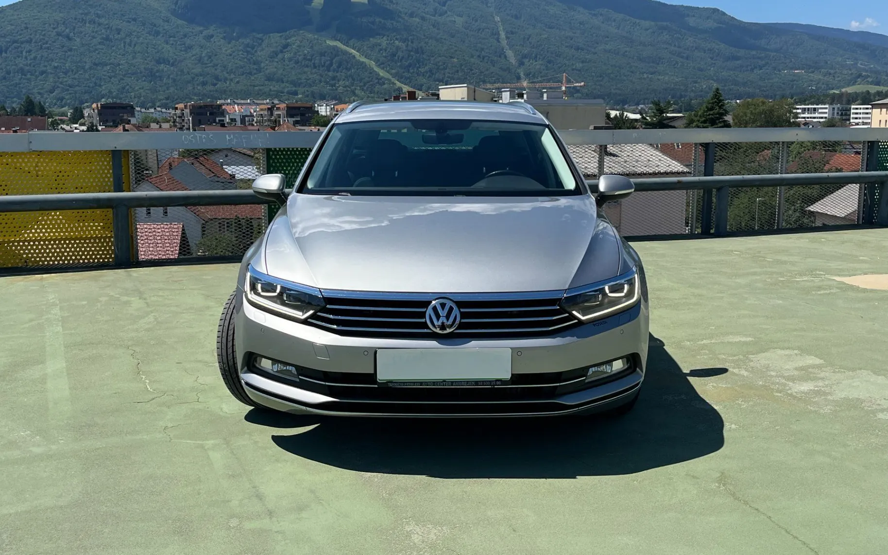 Zunanja slika - Volkswagen Passat - 2.0 TDI BMT Highline DSG.DYNA. LED.ACC.MASAŽ. - 1