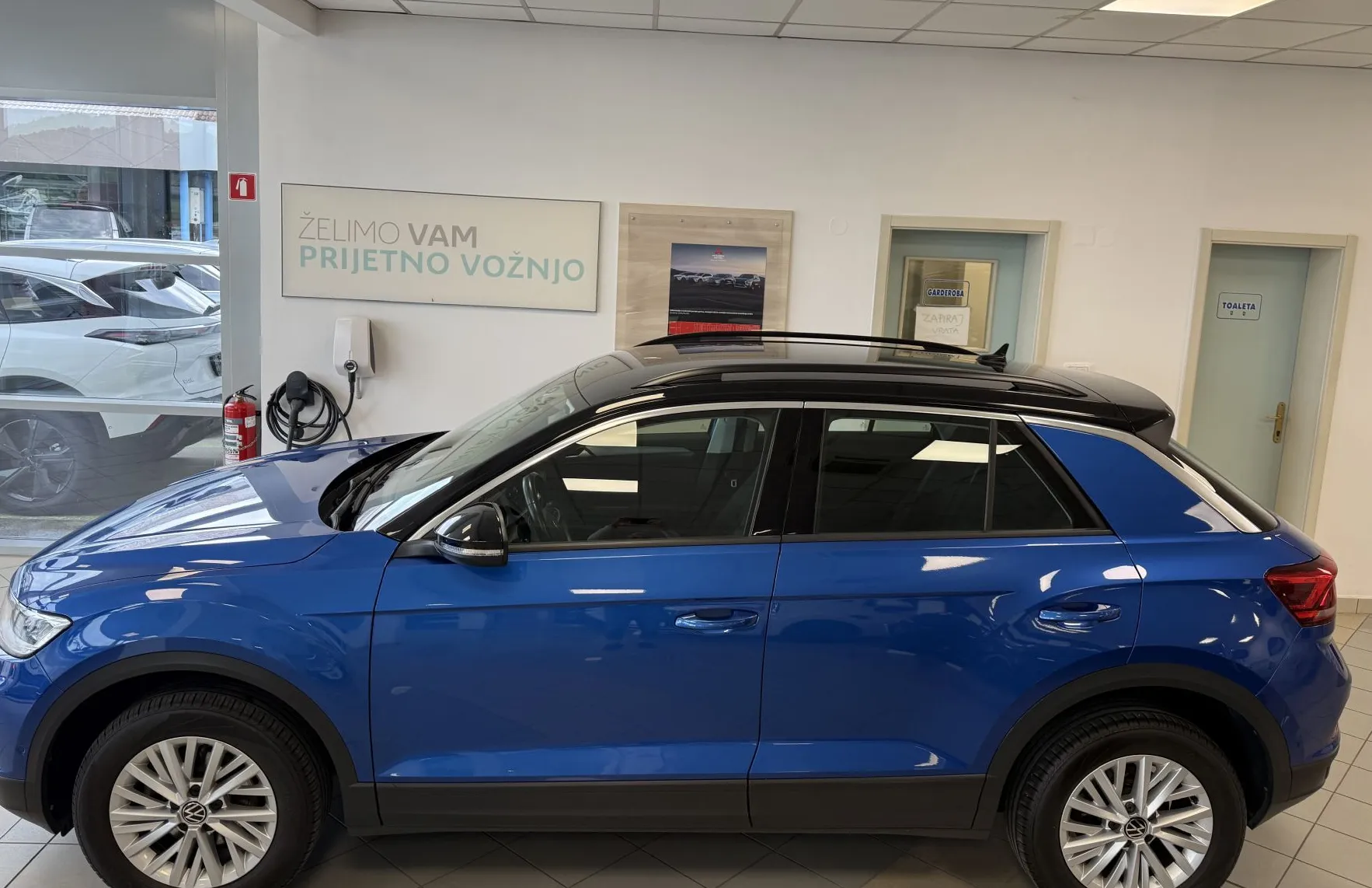 Zunanja slika - VW T-Roc - 1.5 TSI BMT Style DSG -1.LASTNIK-VIRTUAL-ACC- - 9