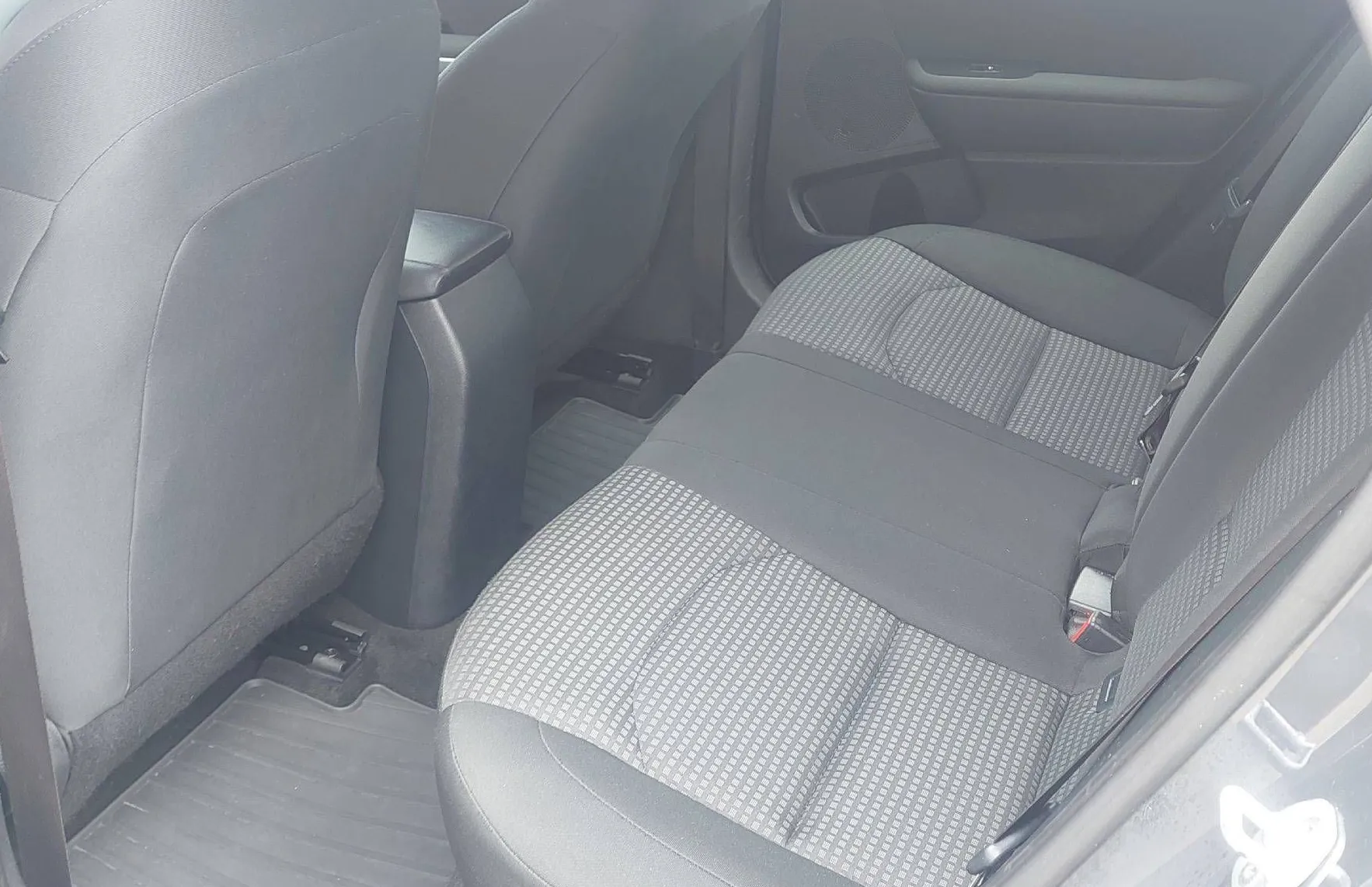 Zunanja slika - KIA Ceed - SW Dizelski 1.6 CRDi LX Urban - 7