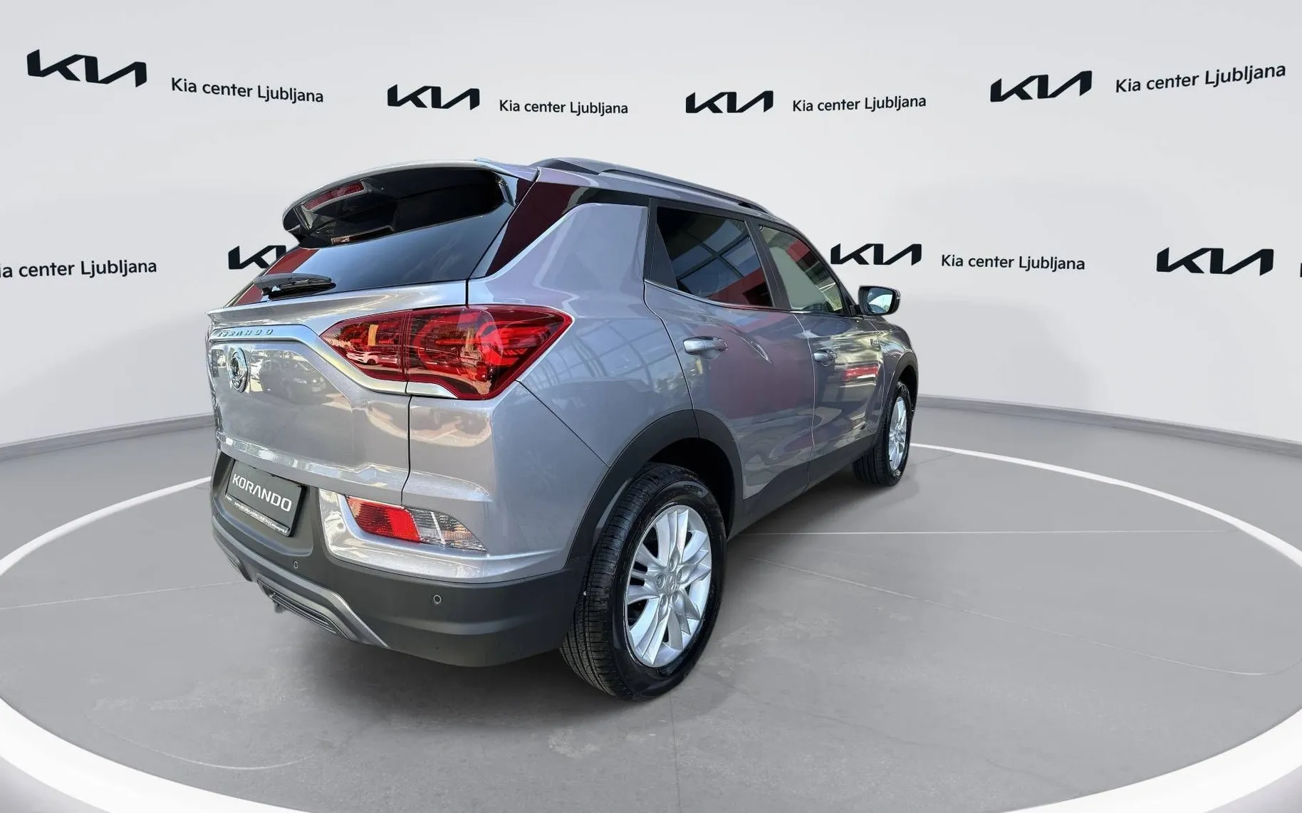 Zunanja slika - SsangYong Korando - 1.5 T-GDi Style 2WD MT - 4