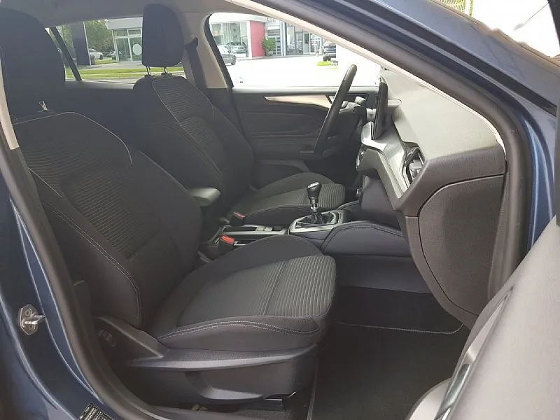 Zunanja slika - Ford Focus - Karavan 1.0 EcoBoost 125 mHEV Titanium X - 10