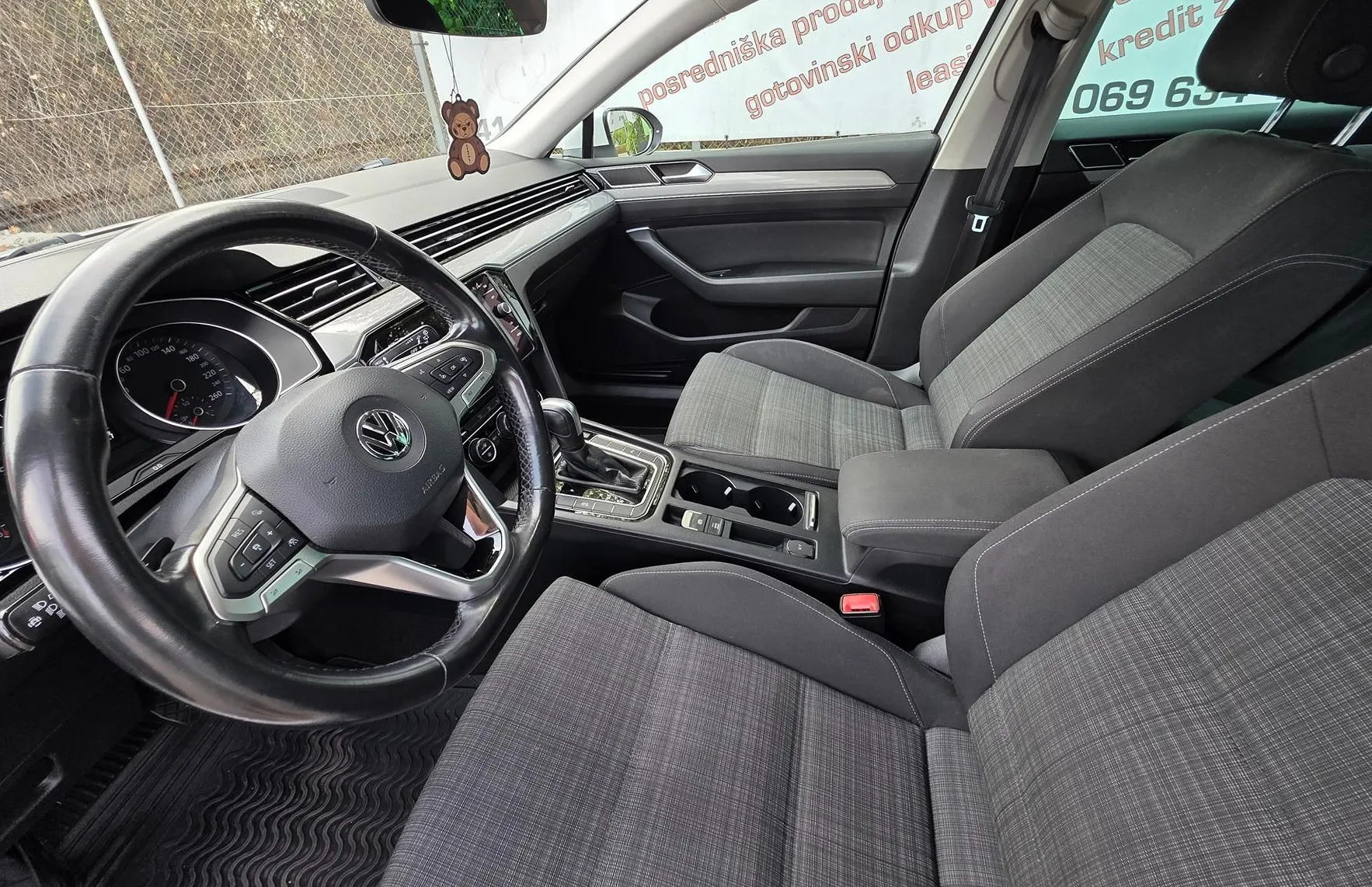 Zunanja slika - Volkswagen Passat - Variant 2.0 TDI BMT SCR DSG LED-NAVI-PDC-2.LASTNIK - 10