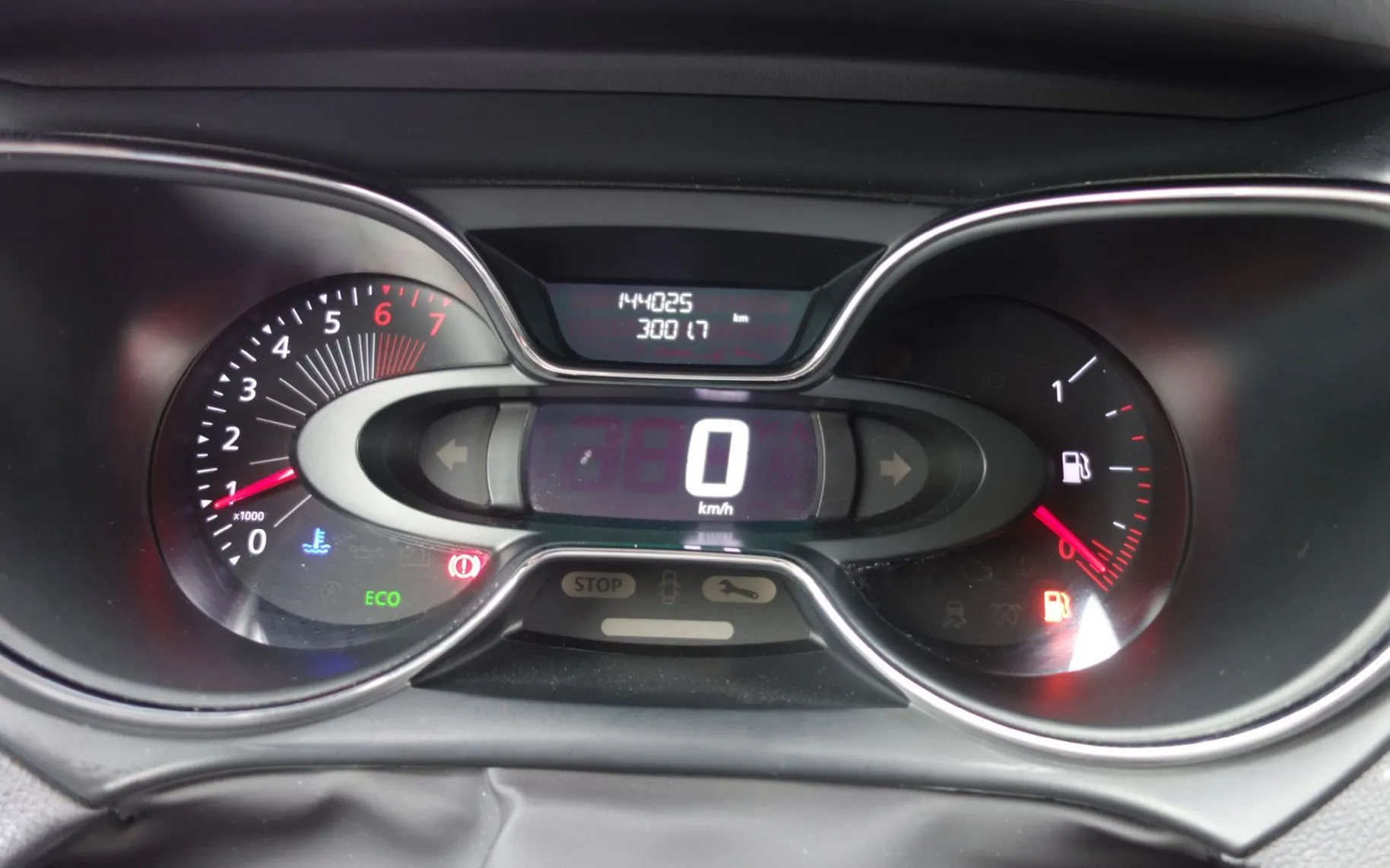 Zunanja slika - Renault Captur - TCe 90  Start Stop - 10