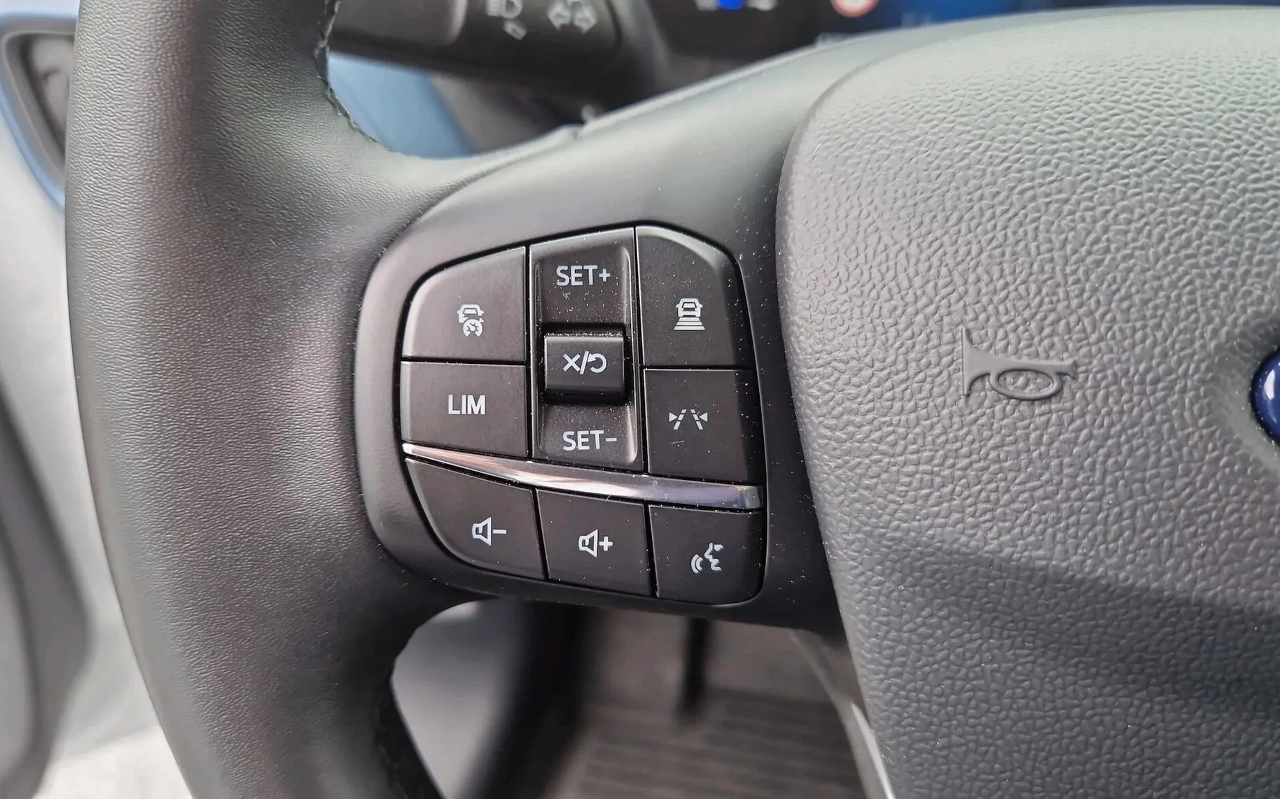 Zunanja slika - Ford Tourneo Courier - 1.0 EcoBoost Active Avt.-RADAR-NAVI-BLISS-PREČNI - 12