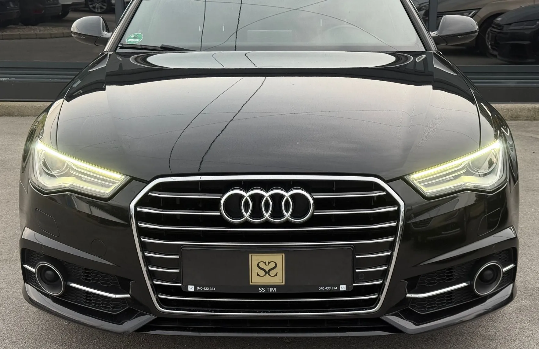 Zunanja slika - Audi A6 - Avant 2.0TDI S line-PANO-NAVI-BT-4CON-GRESED-ACC-KAM-MEM - 3