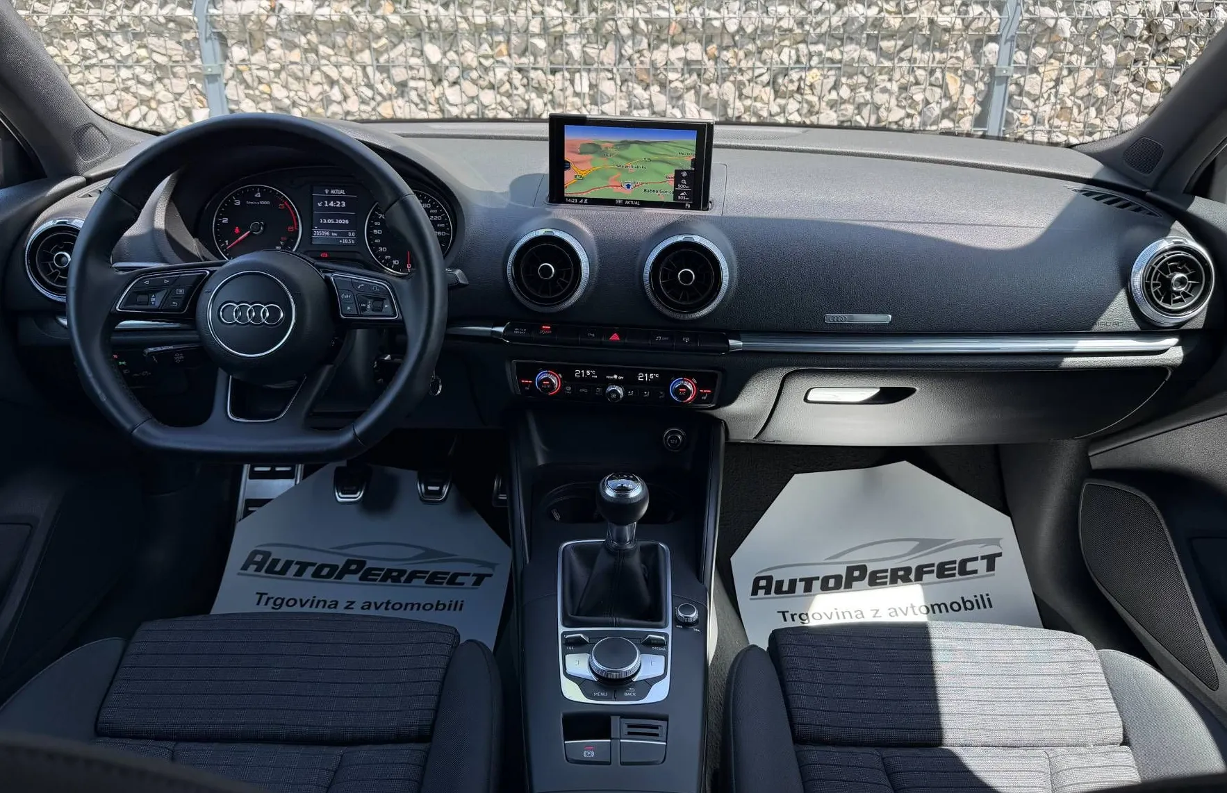 Zunanja slika - Audi A3 - Sportback 2.0 TDI S-Line |MATRIX|MASAZA|KAM|PDC| - 10