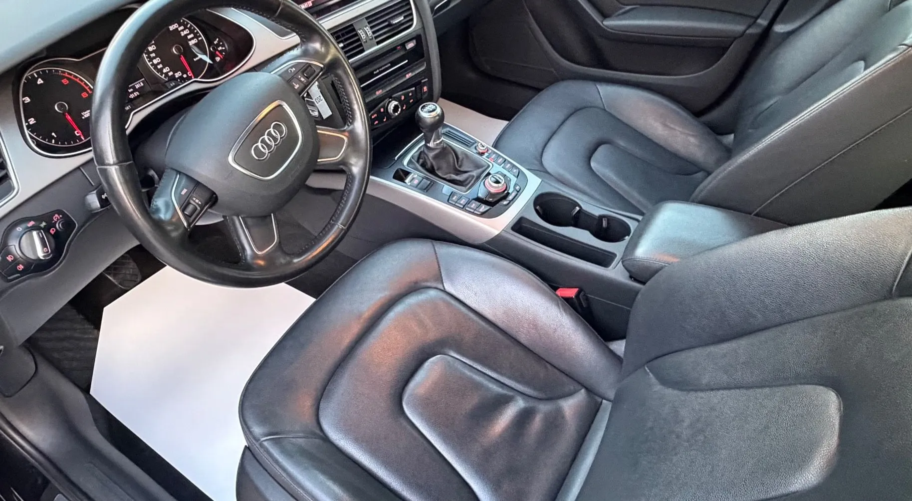 Notranja slika - Audi A4 - 2.0 TDI 1- lastnik Servisna zgodovina - 8