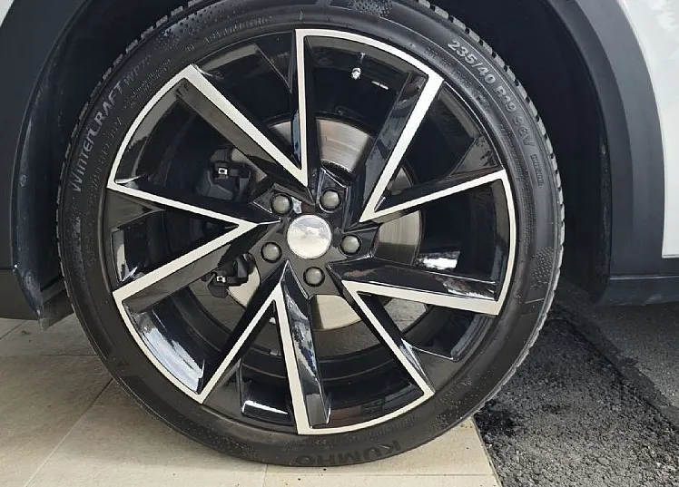 Zunanja slika - Škoda Superb - 2.0 TDI Scout Combi - LED LUČI - AKTIVNI TEMPOMAT - 19