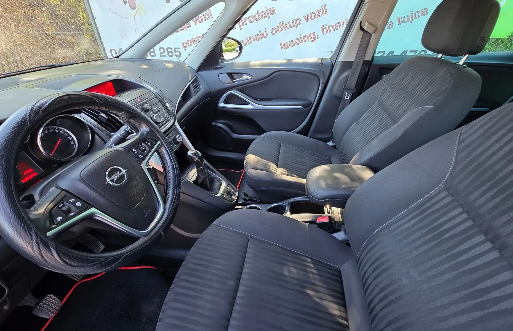 Zunanja slika - Opel Zafira - 2.0 CDTi COSMO 7 SEDEŽEV-ALU PLATIŠČA-2.LASTNIK - 10