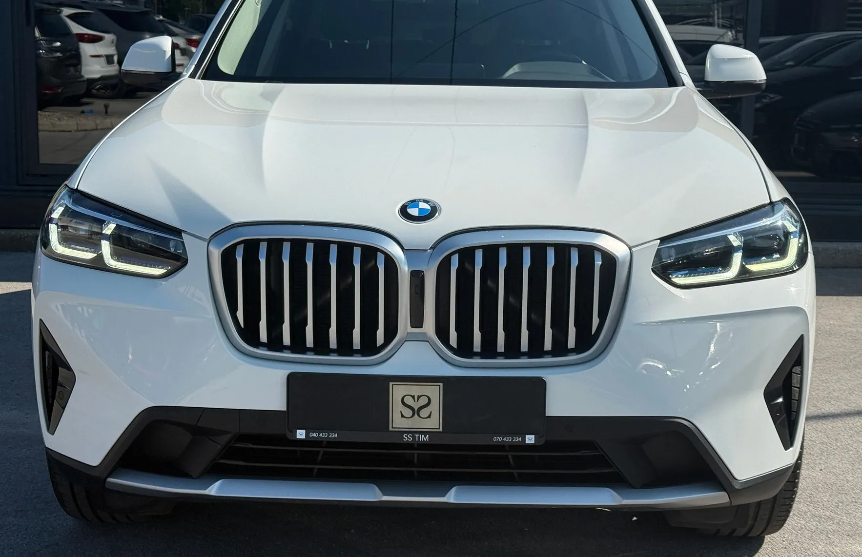 Zunanja slika - BMW X3 - serija : xDrive20d Avt. LAS3R-KAM-NAVI-KEYLESS-USNJE-3ConKl - 3