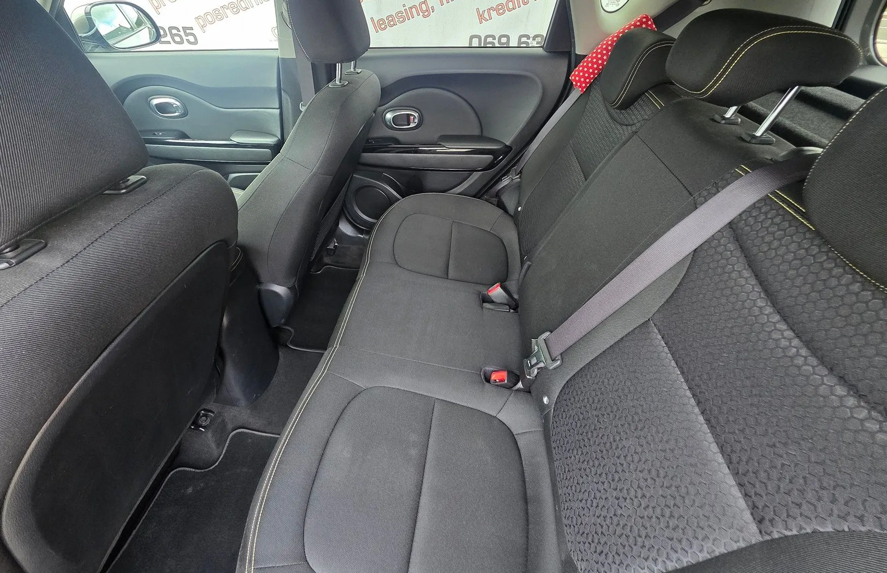 Zunanja slika - KIA Soul - 1.6 CRDi EX LED-KAMERA-ALU-2.LASTNIK - 13