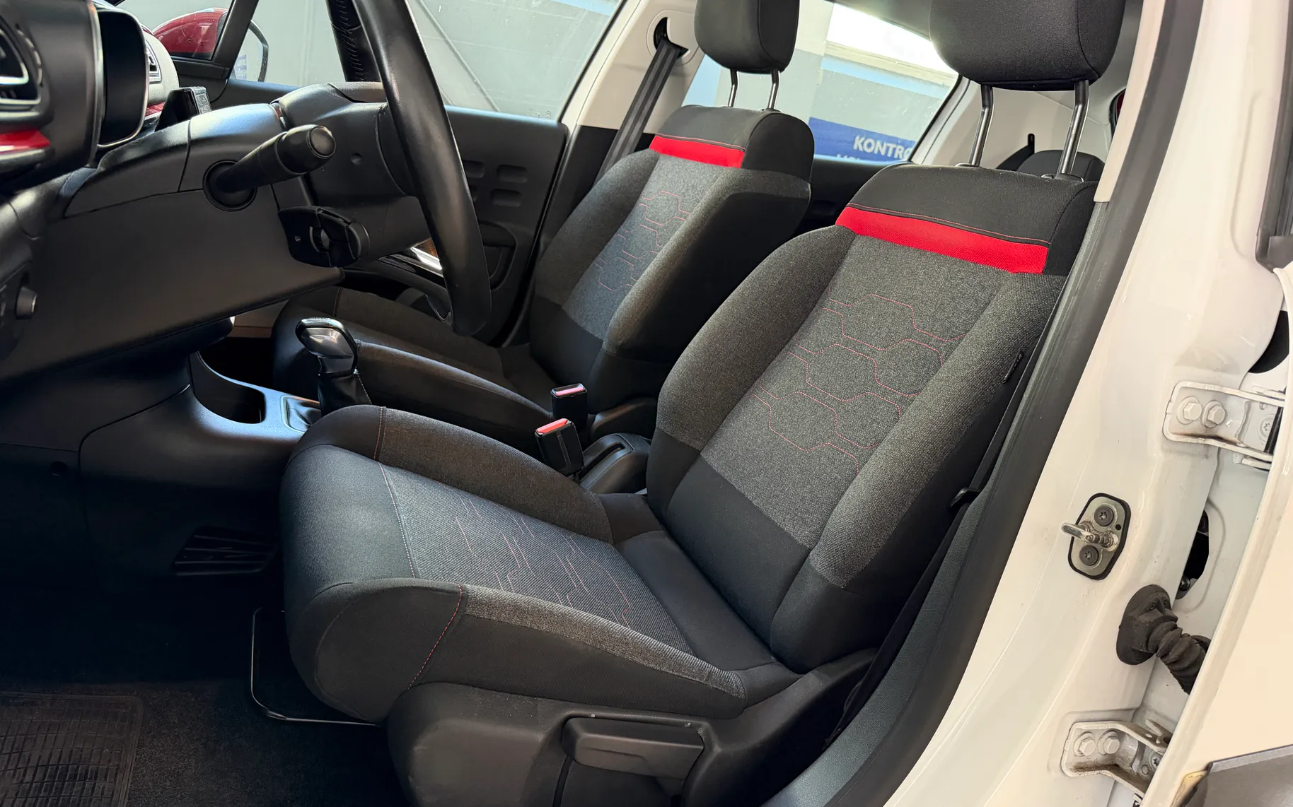 Notranja slika - Citroën C3 - 1.2 PureTech - 11