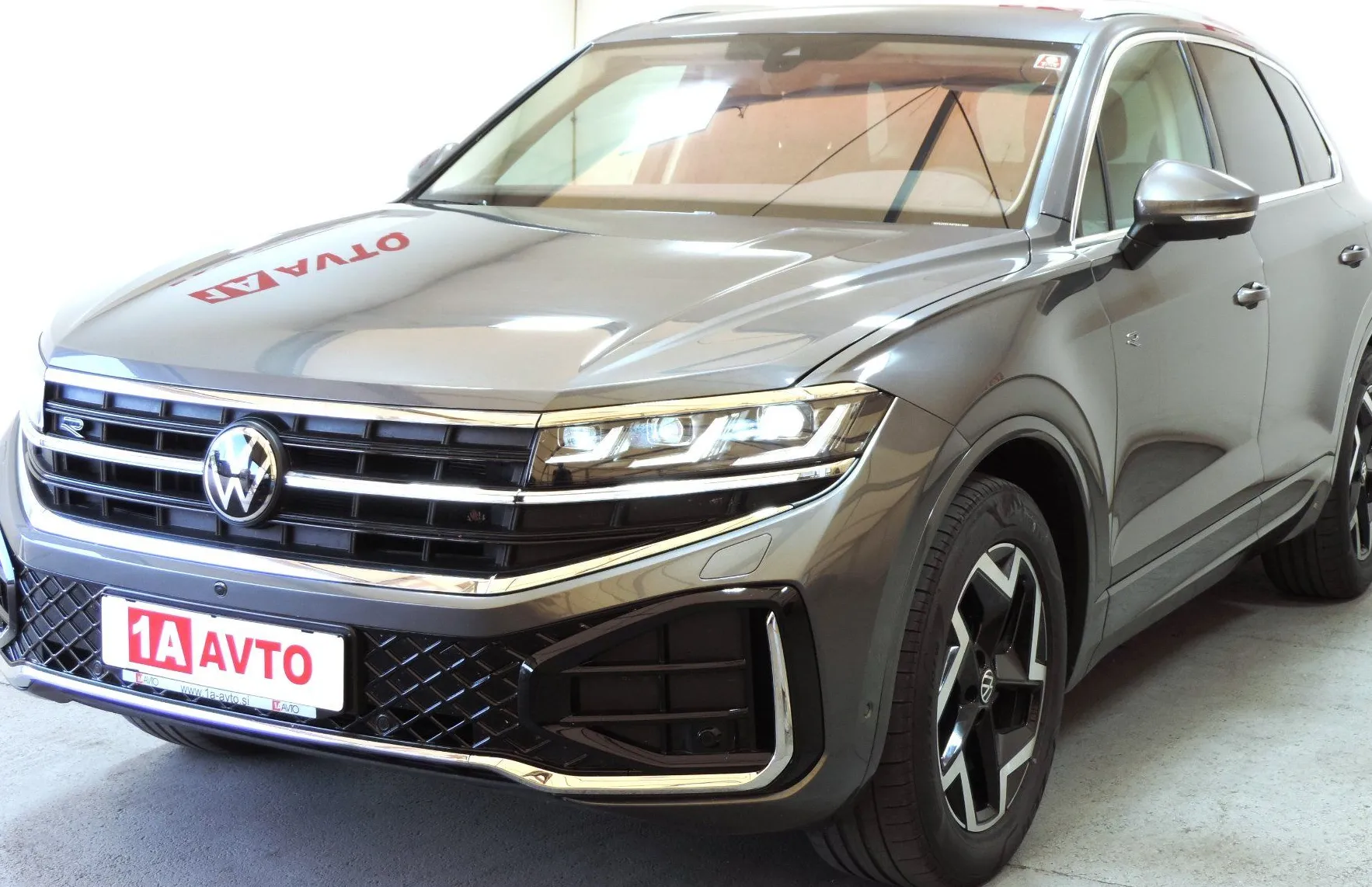 Zunanja slika - Volkswagen Touareg - 4motion V6 TDI BMT R-Line Final Edition Tiptronic - 1