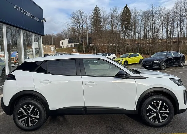 Zunanja slika - Peugeot 2008 - ACTIVE PACK PureTech 100 - BON ZA ZIMSKE GUME - 2