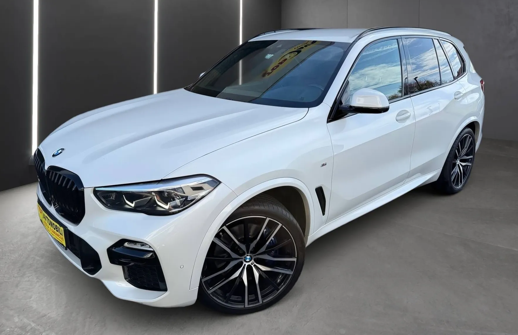 Zunanja slika - BMW X5 - serija : xDrive30d M SPORT PAKET KAMERA 360 RADAR - 2
