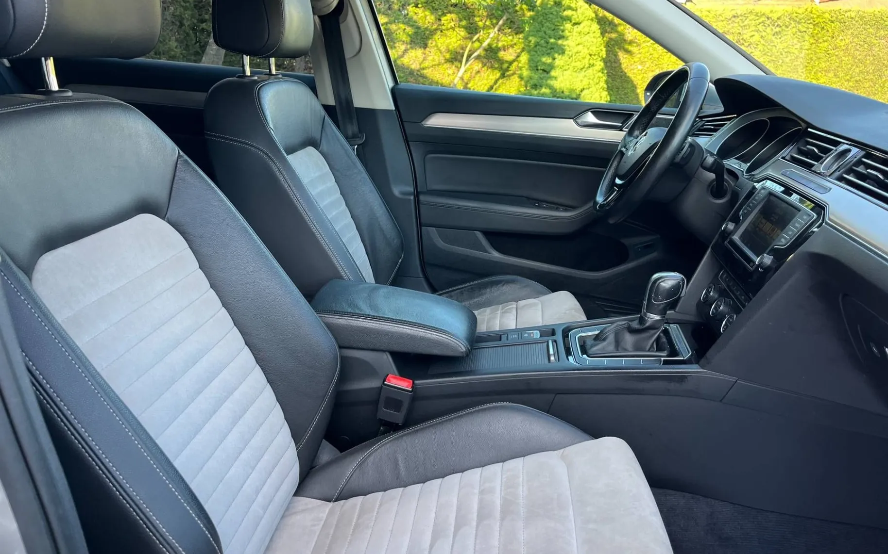 Notranja slika - Volkswagen Passat Variant - 2.0 TDI BMT Highline DSG-LED-NAVI-ALU-ODLIČEN... - 11