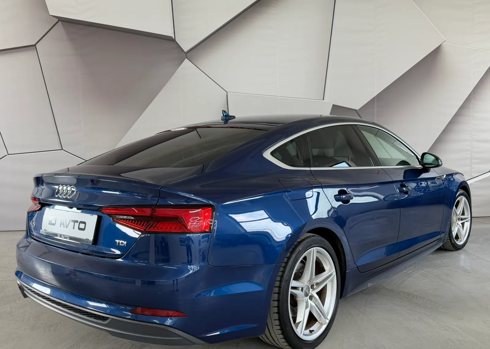 Zunanja slika - Audi A5 - Sportback 2,0 TDI Sport S tronic - 2