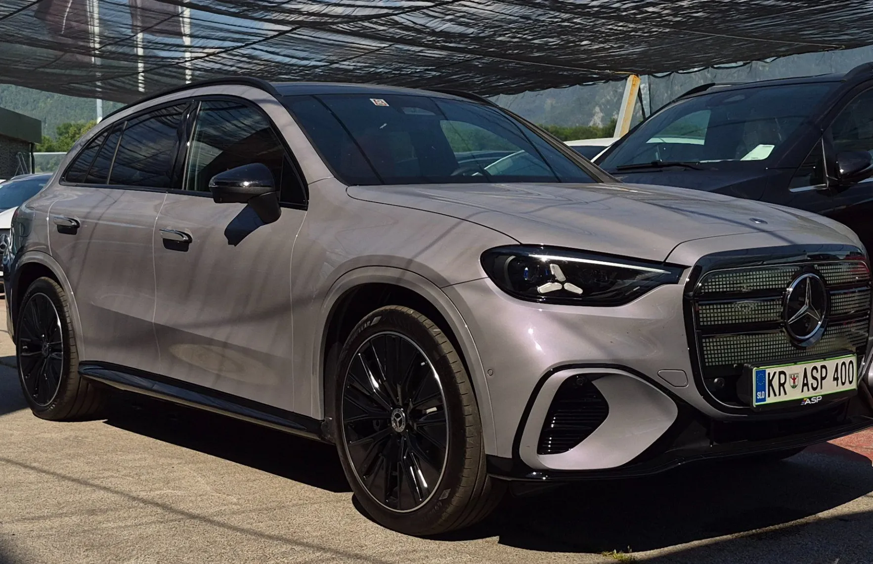 Zunanja slika - Mercedes-Benz GLC-Razred - GLC 400 4MATIC AMG Line EQ - 3
