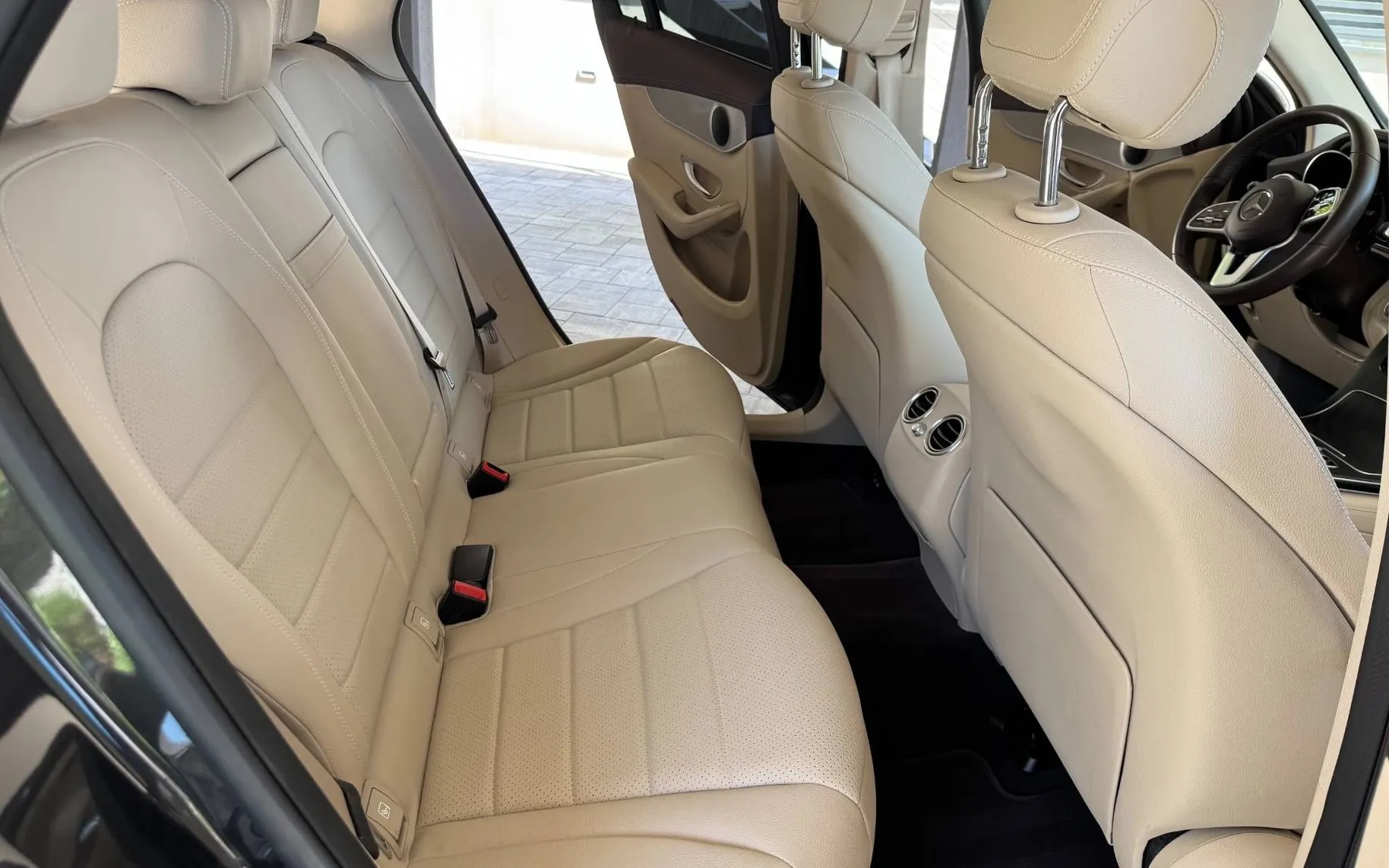 Notranja slika - Mercedes-Benz GLC-Razred - GLC 200 d  Avt.-LED ŽAROMETI-KAMERA-NAVI-PDC-... - 12