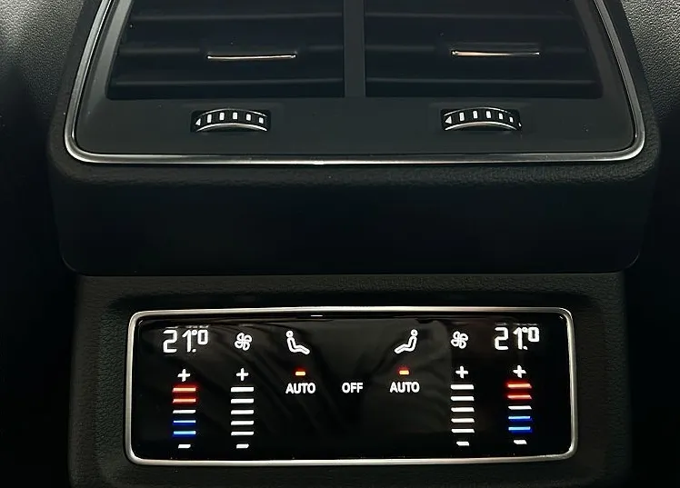 Zunanja slika - Audi e-tron - Sportback 55 quattro SLO - BOGATA OPREMA - 11