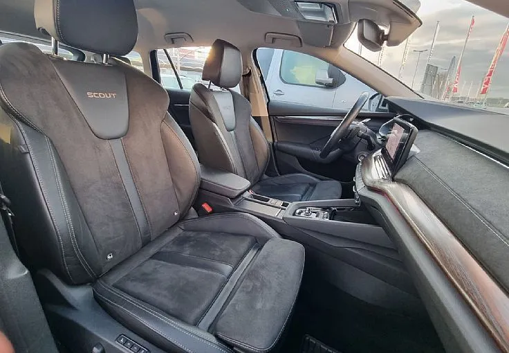 Zunanja slika - Škoda Octavia - 2.0 TDI Scout 4x4 DSG.MATRIX.HUD.MEMORY.VSE ASIST - 8