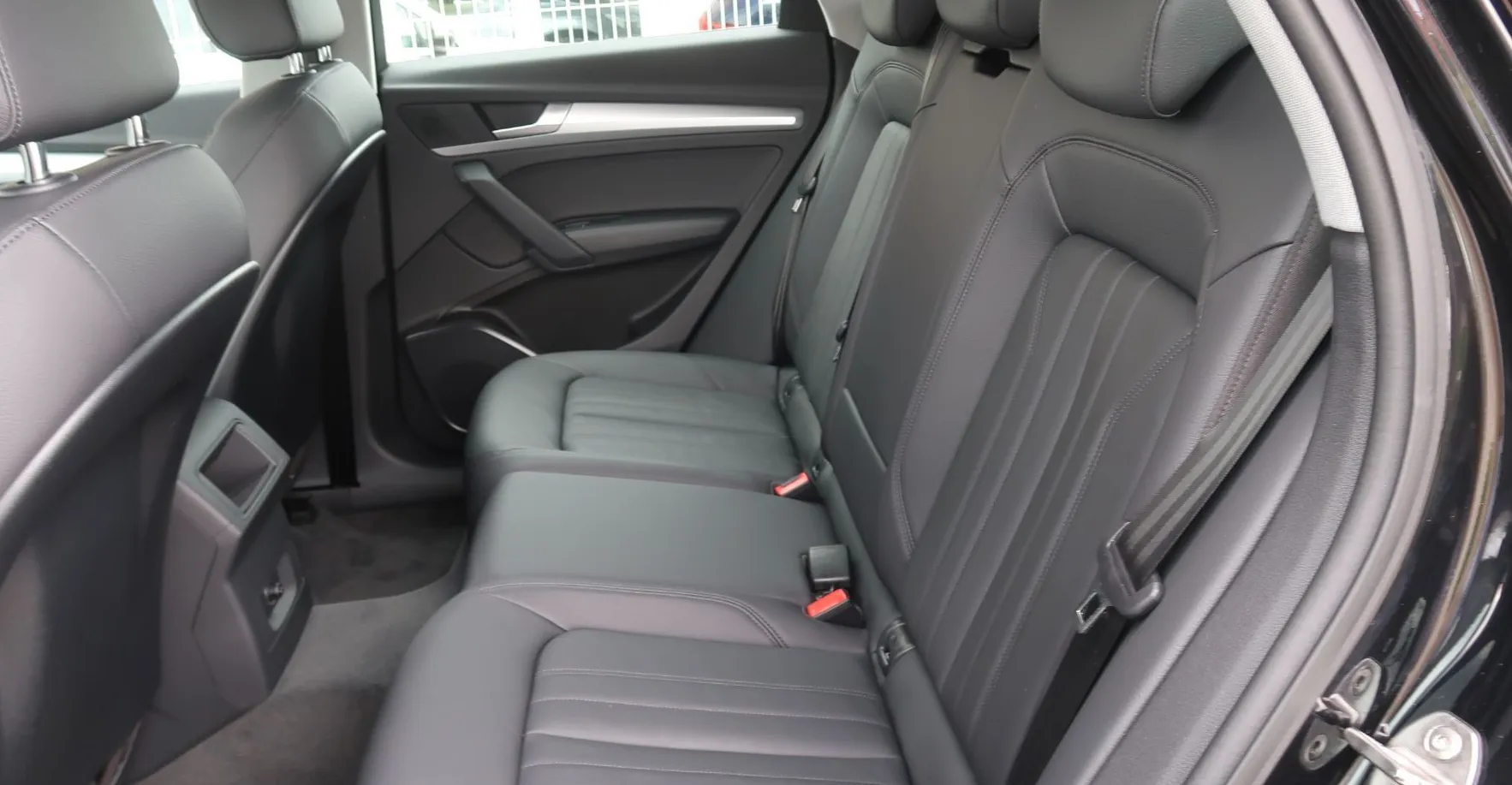 Zunanja slika - Audi Q5 - 30 TDI S tronic 110kW-VIRTUAL-NAVI-KAMERA-ALU-PDC - 14