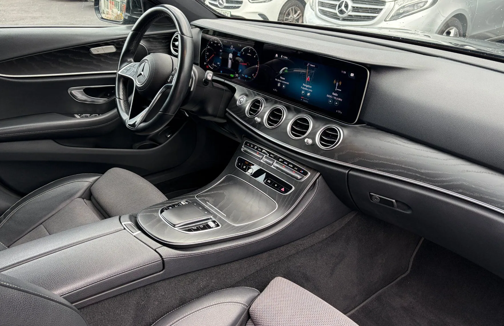 Zunanja slika - Mercedes-Benz E-Razred - E 220 d 4MATIC T Avantgarde Avt. - 7