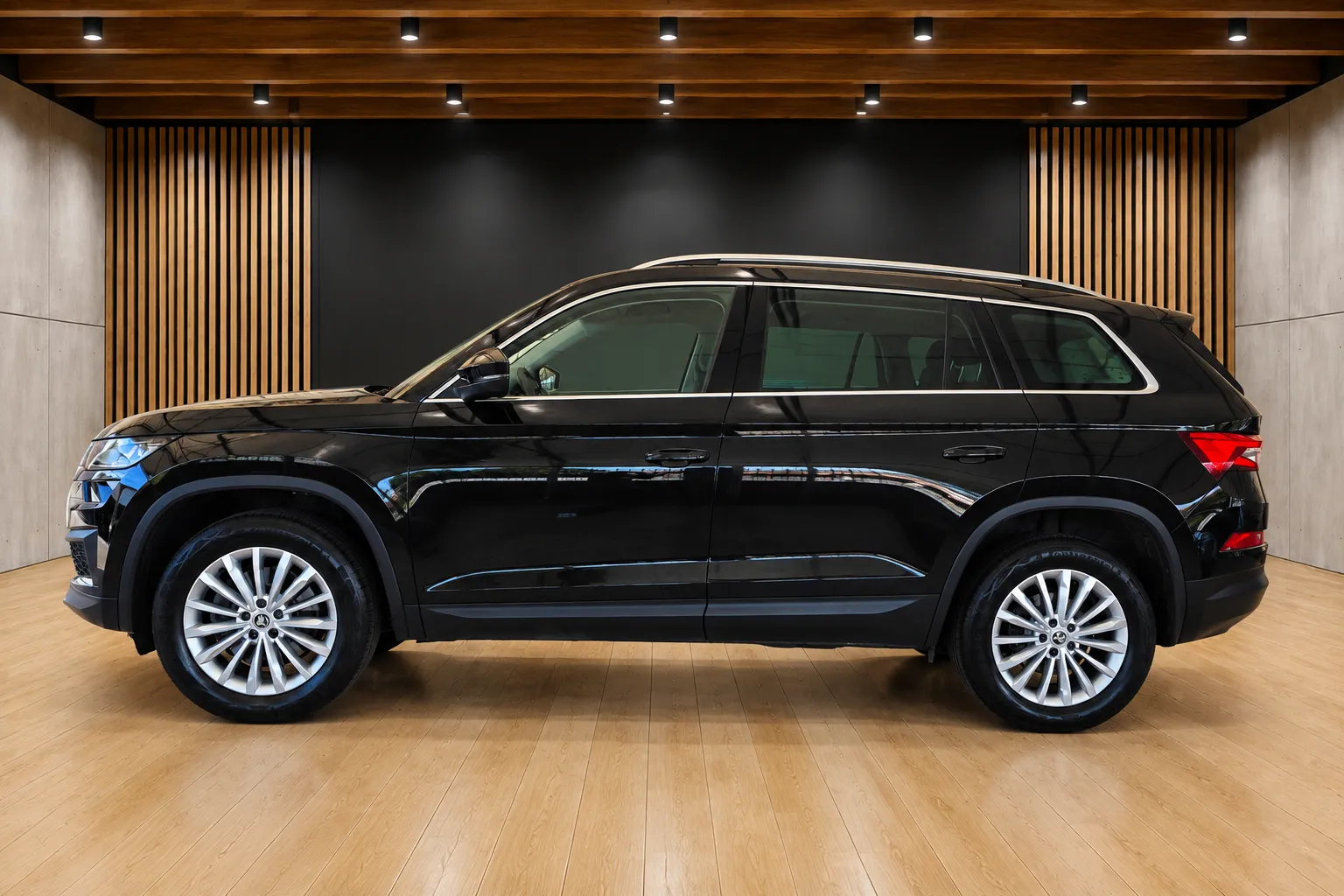 Notranja slika - Škoda Kodiaq - 4x4 2.0 TDI Style DSG 147KW-1 Lastnik-Bog.Oprema - 8