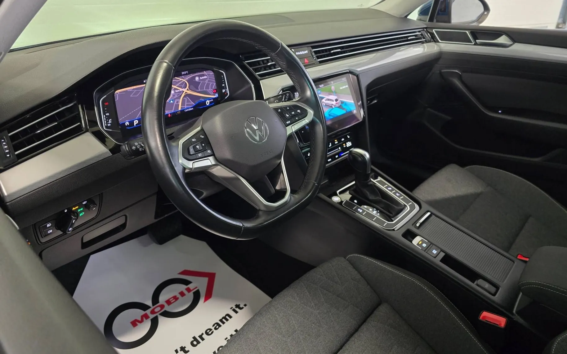 Notranja slika - Volkswagen Passat Variant - 2.0 TDI Business DSG - Matrix.virtual.360kam.pano - 9